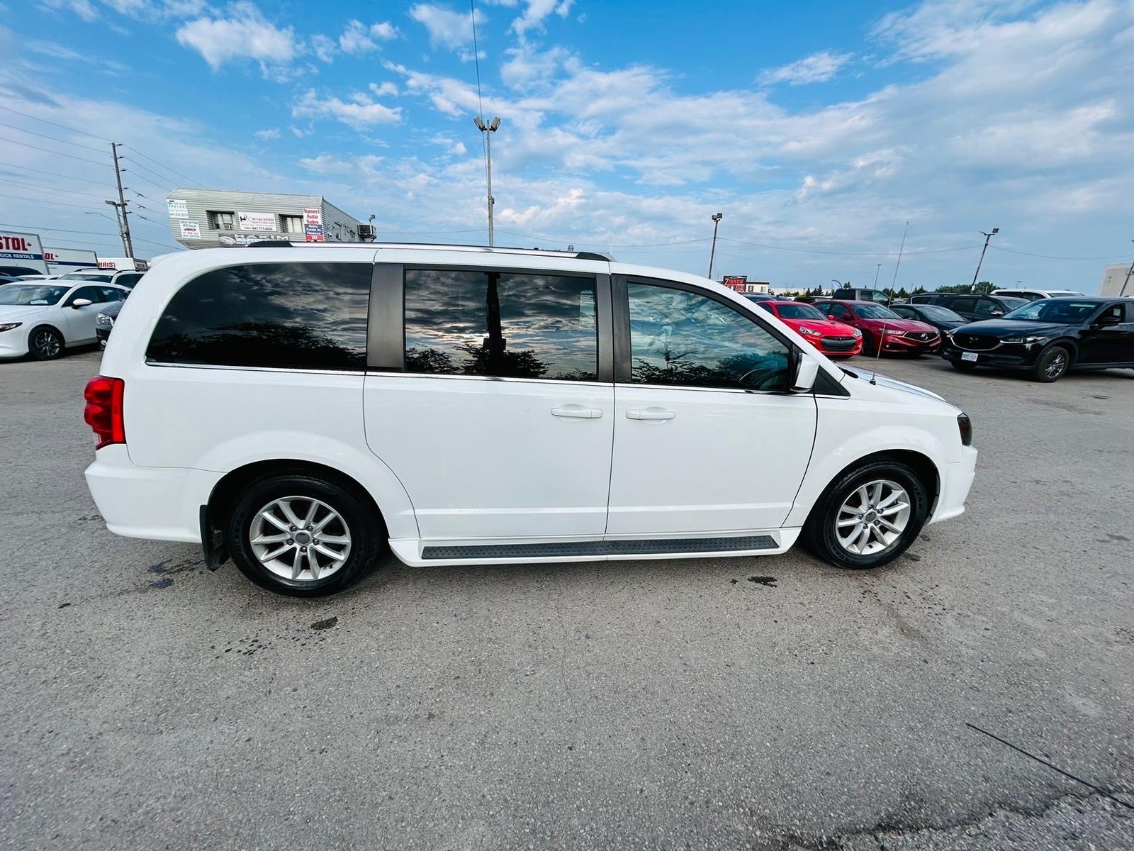 /hakimautosale/2019-Dodge-GrandCaravan-816049749102185.jpg