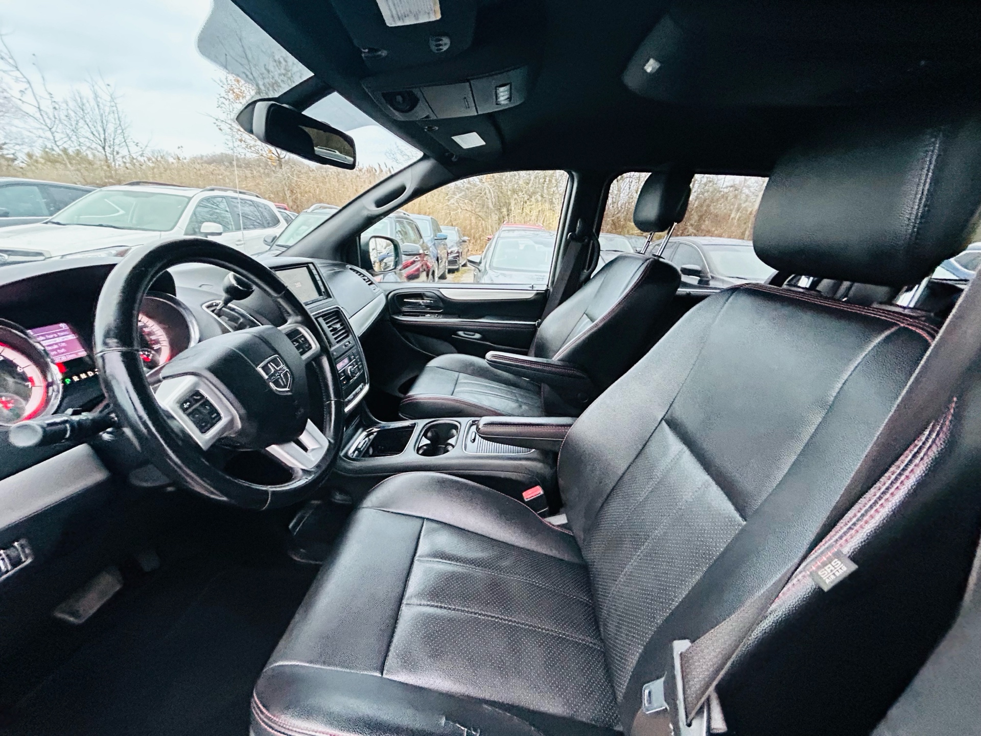 /hakimautosale/2019-Dodge-GrandCaravan-8877097480720157.jpg