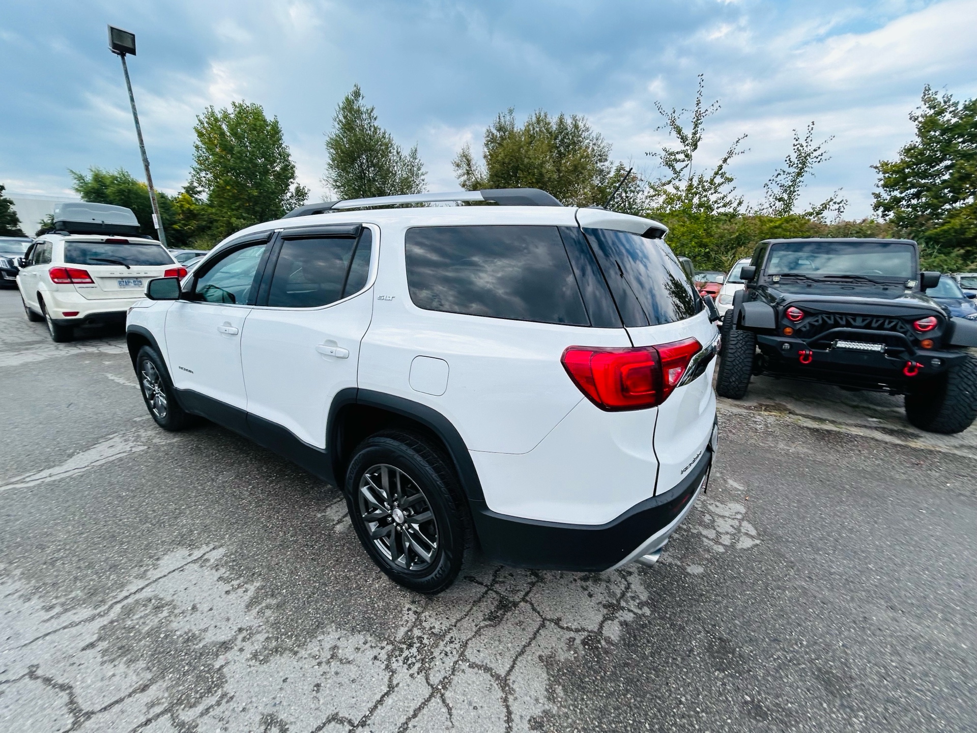 /hakimautosale/2019-GMC-Acadia-04432041255327834.jpg