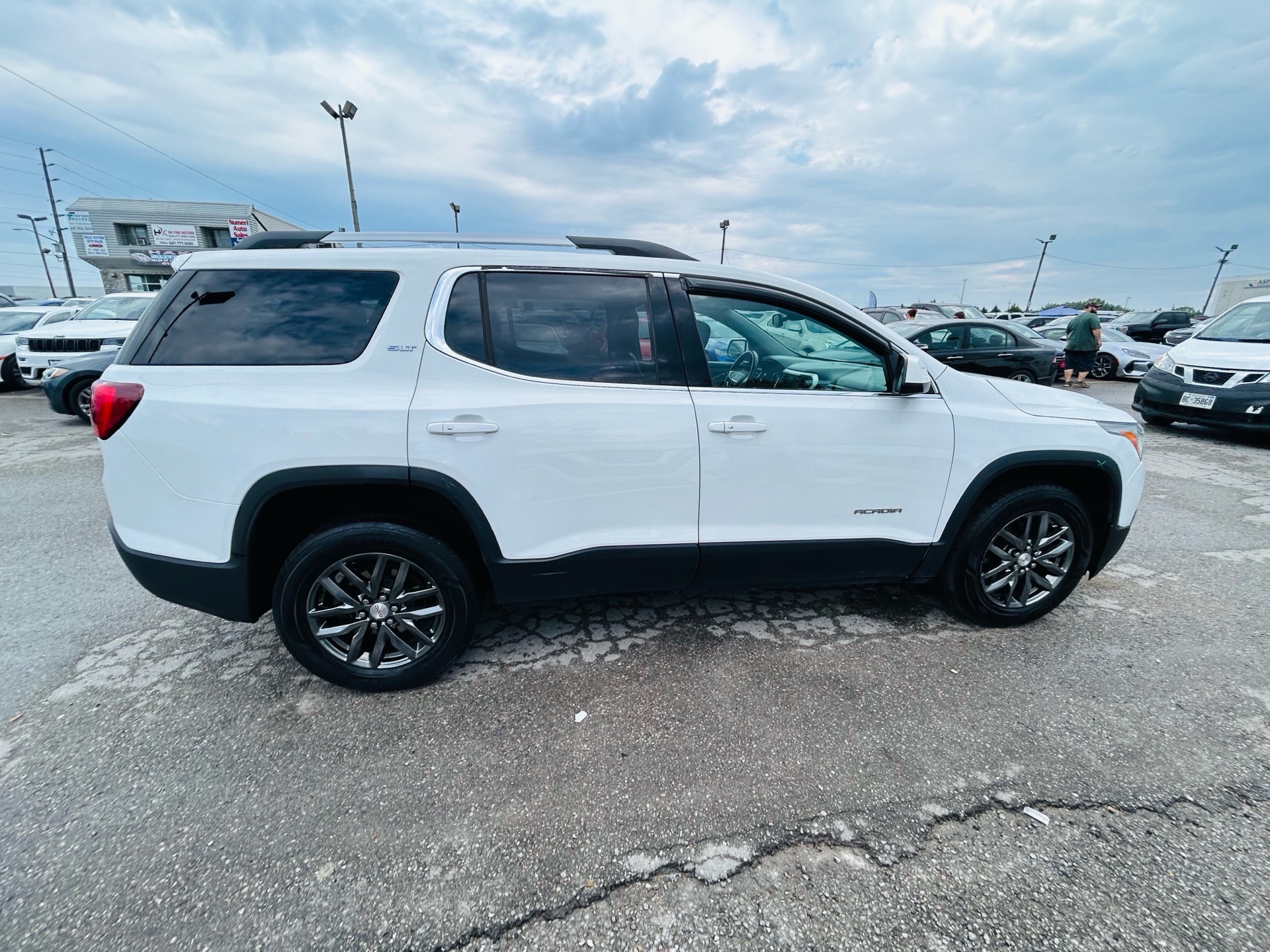 /hakimautosale/2019-GMC-Acadia-43878327739870304.jpg