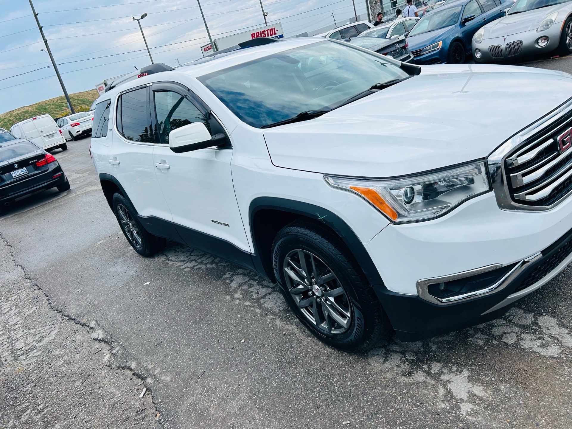 /hakimautosale/2019-GMC-Acadia-5798219277409966.jpg