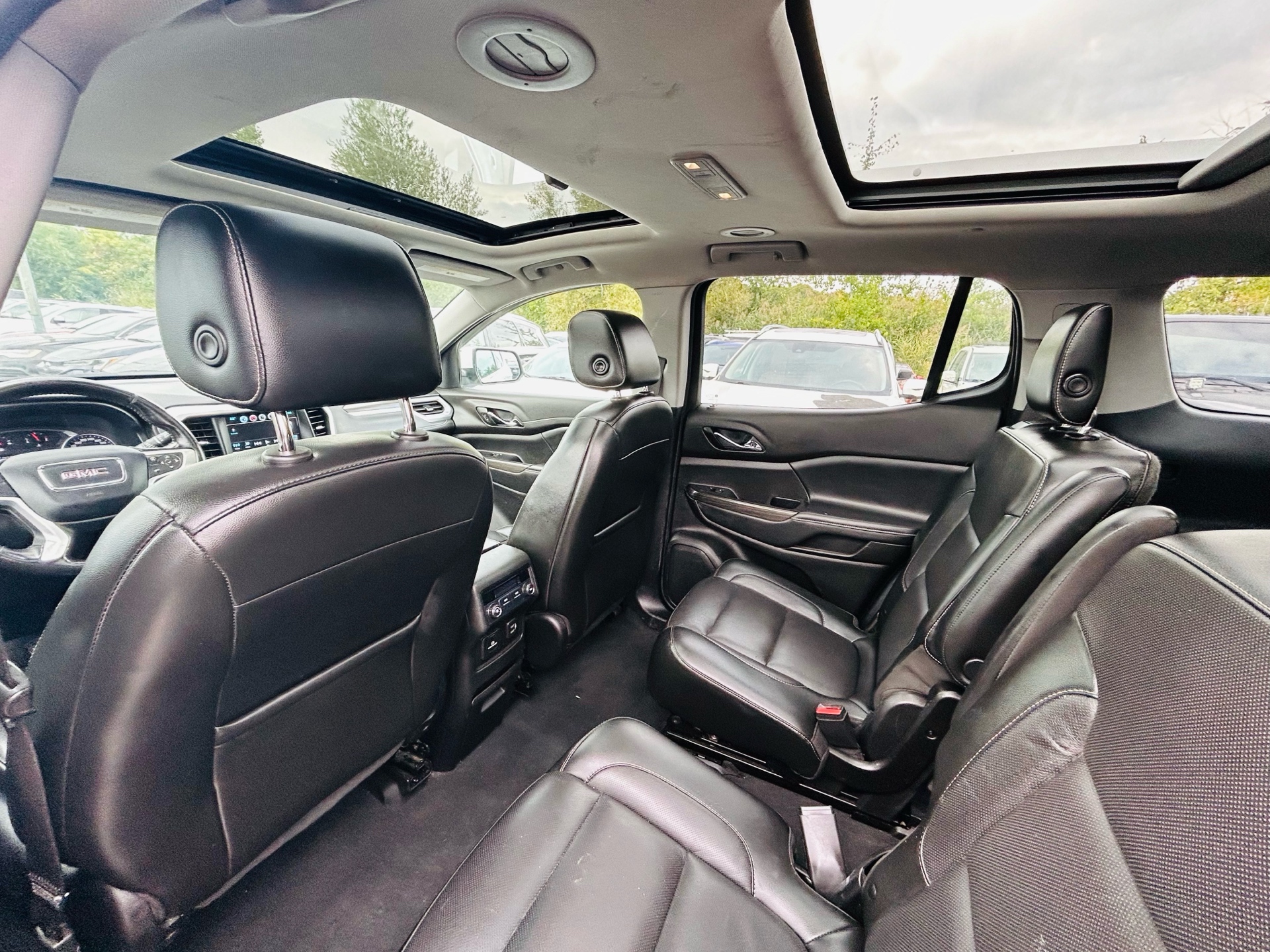 /hakimautosale/2019-GMC-Acadia-7781141201557942.jpg