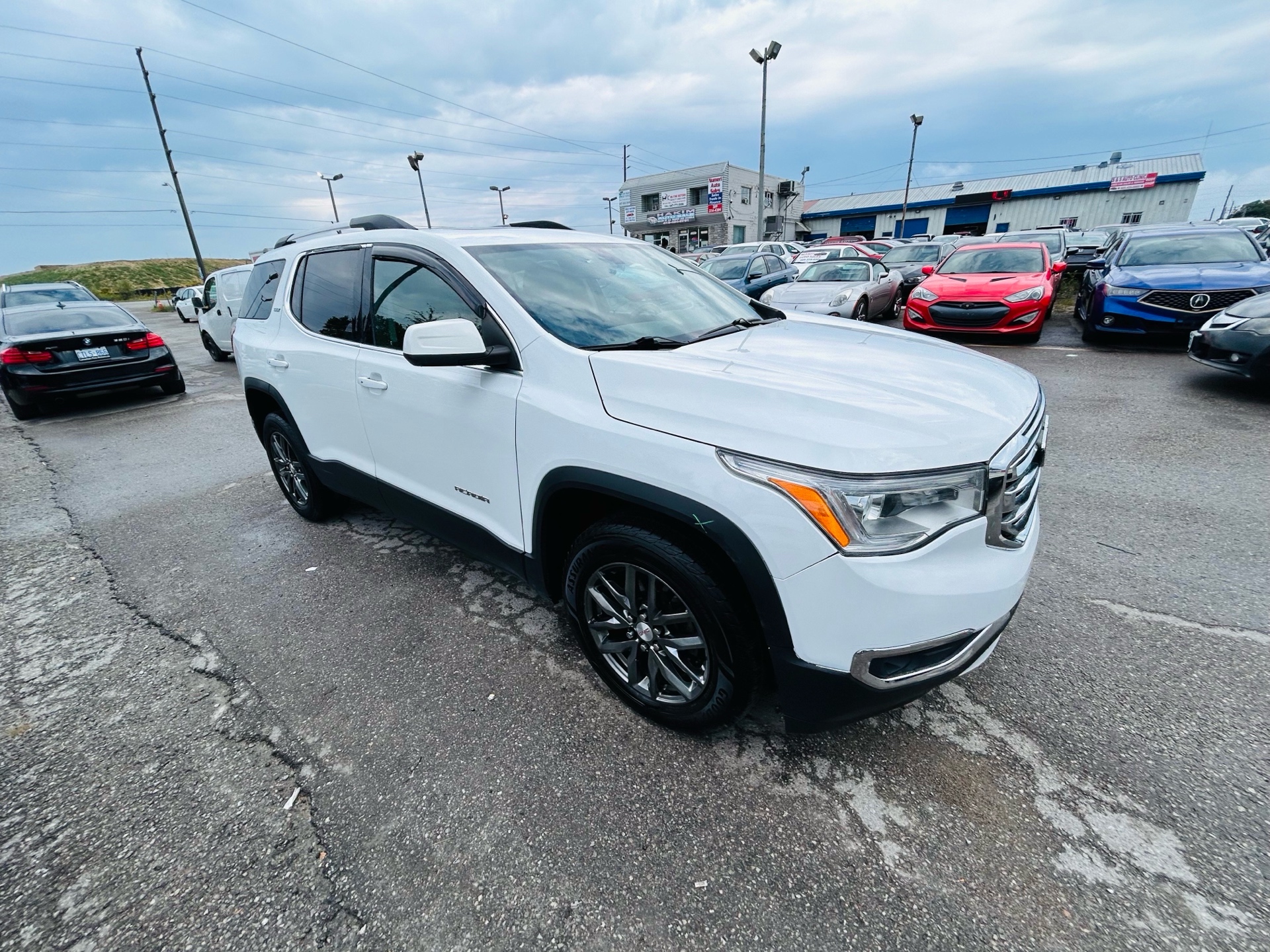 /hakimautosale/2019-GMC-Acadia-7873154022685385.jpg