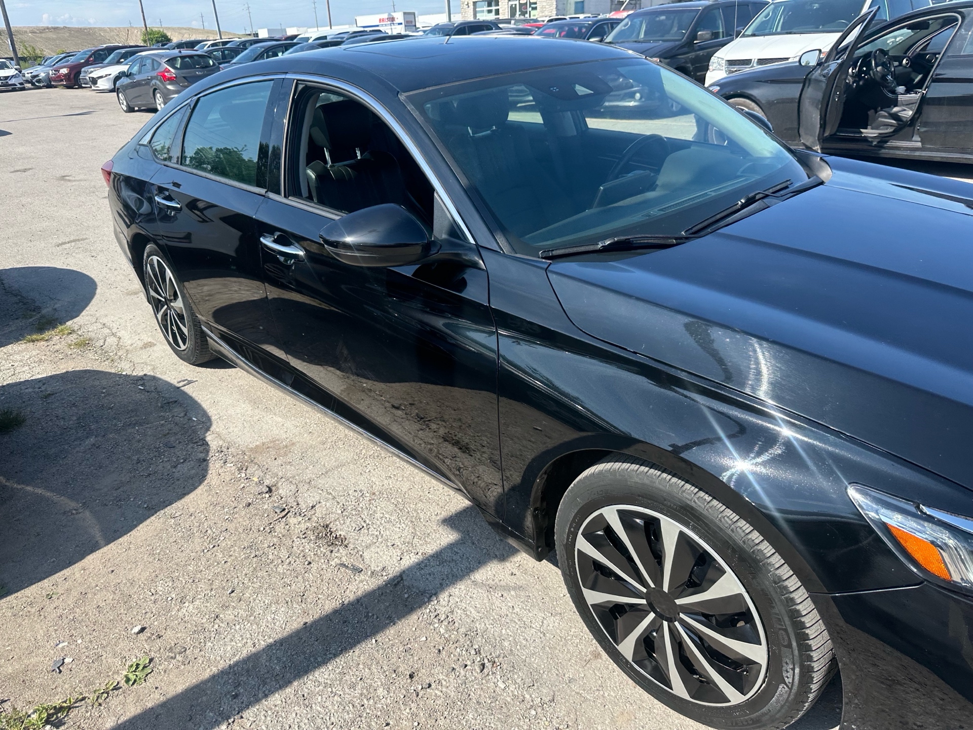 /hakimautosale/2019-Honda-Accord-199812736632619.jpg