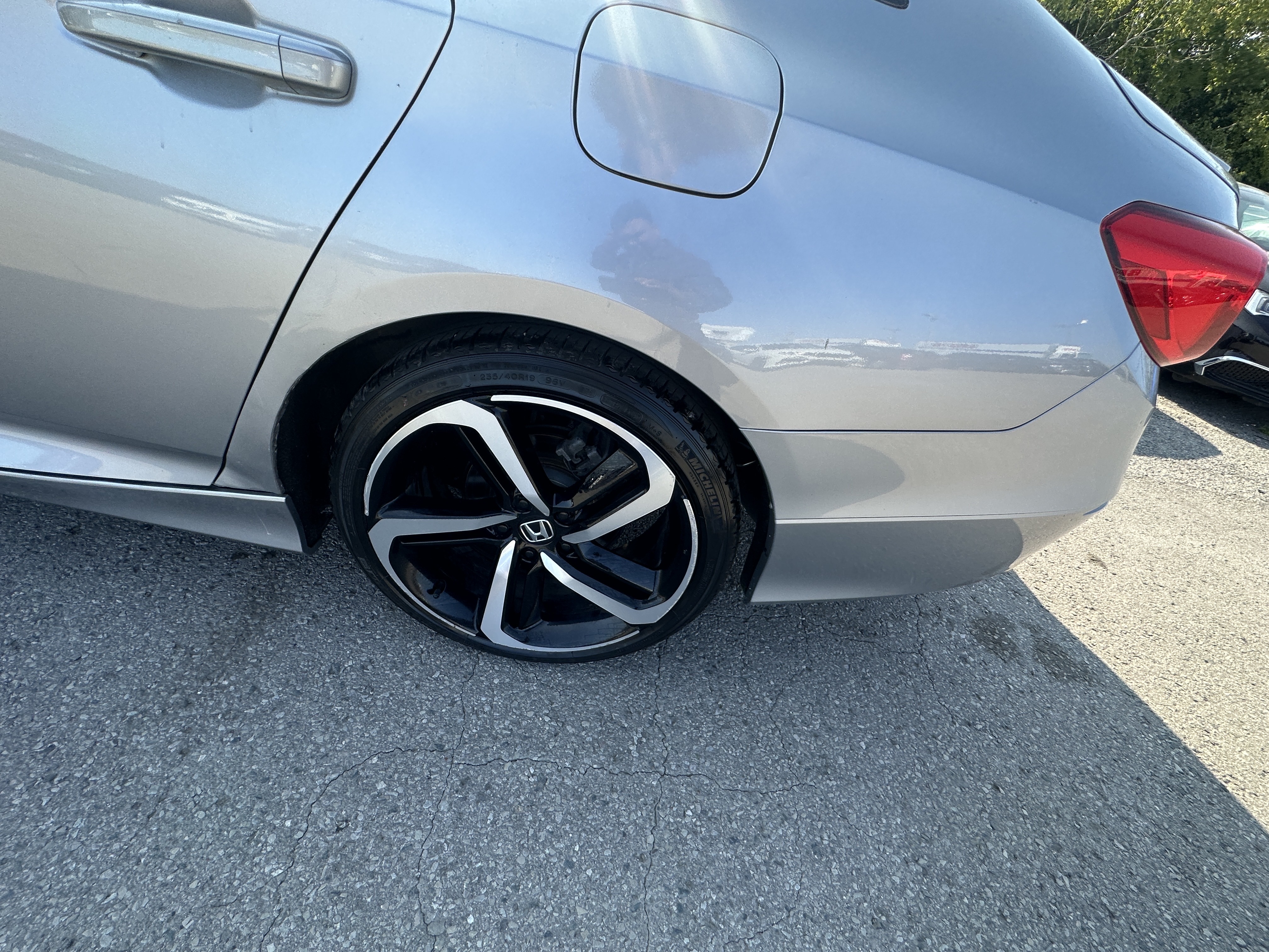 /hakimautosale/2019-Honda-AccordSedan-7400245574033635.jpg