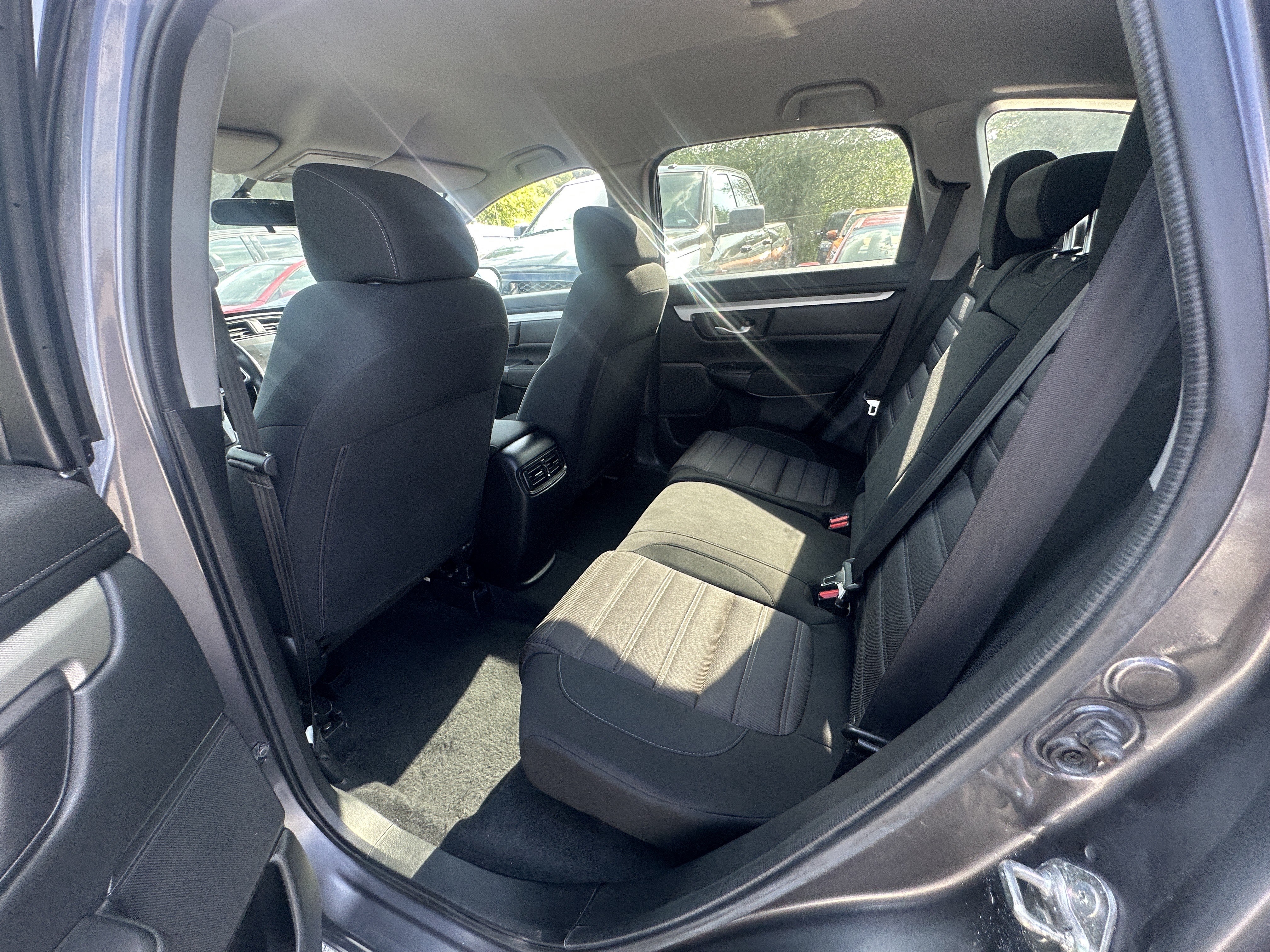 /hakimautosale/2019-Honda-CR-V-1644353857207057.jpg