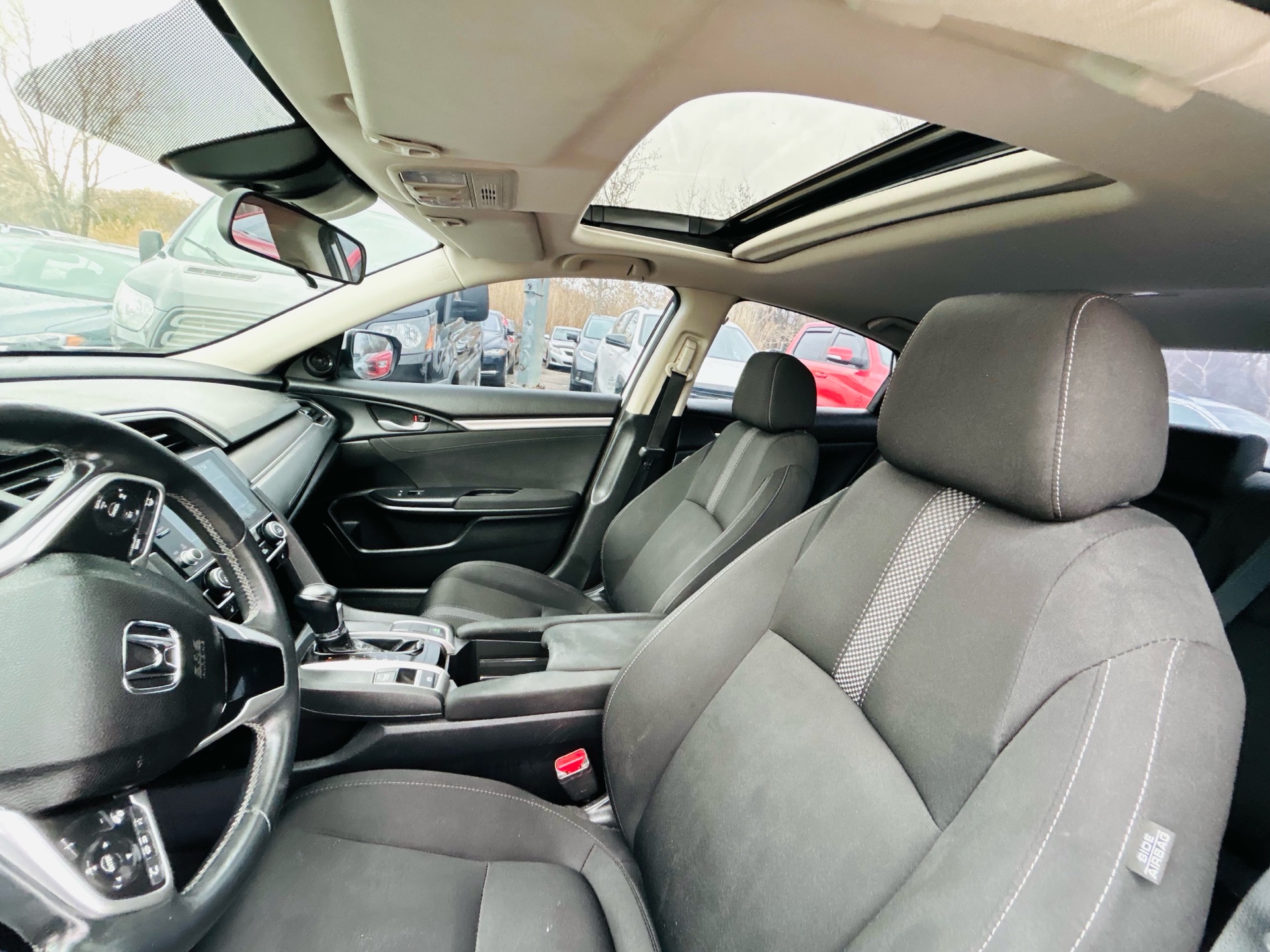 /hakimautosale/2019-Honda-Civic-010921586135292038.jpg