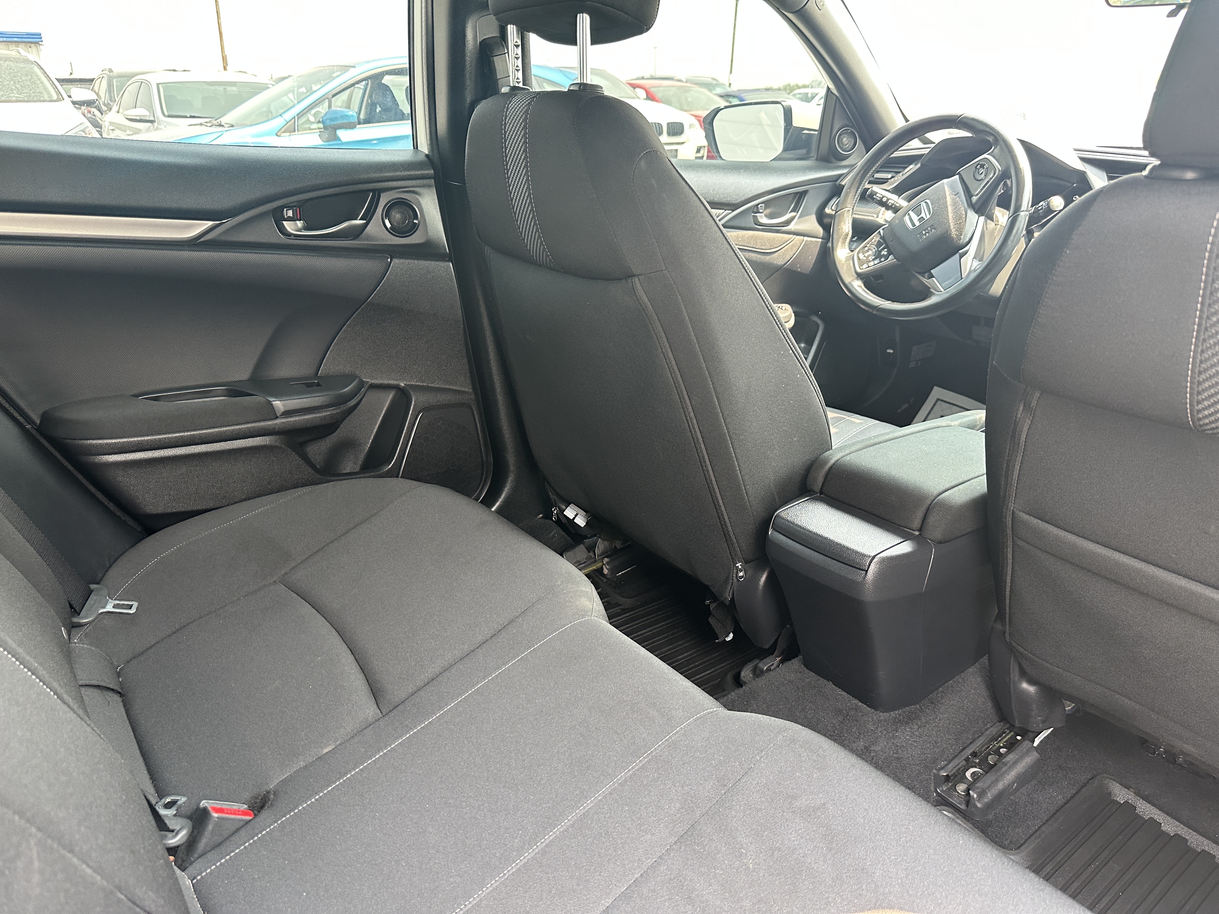 /hakimautosale/2019-Honda-CivicHatchback-9131421329675613.jpg