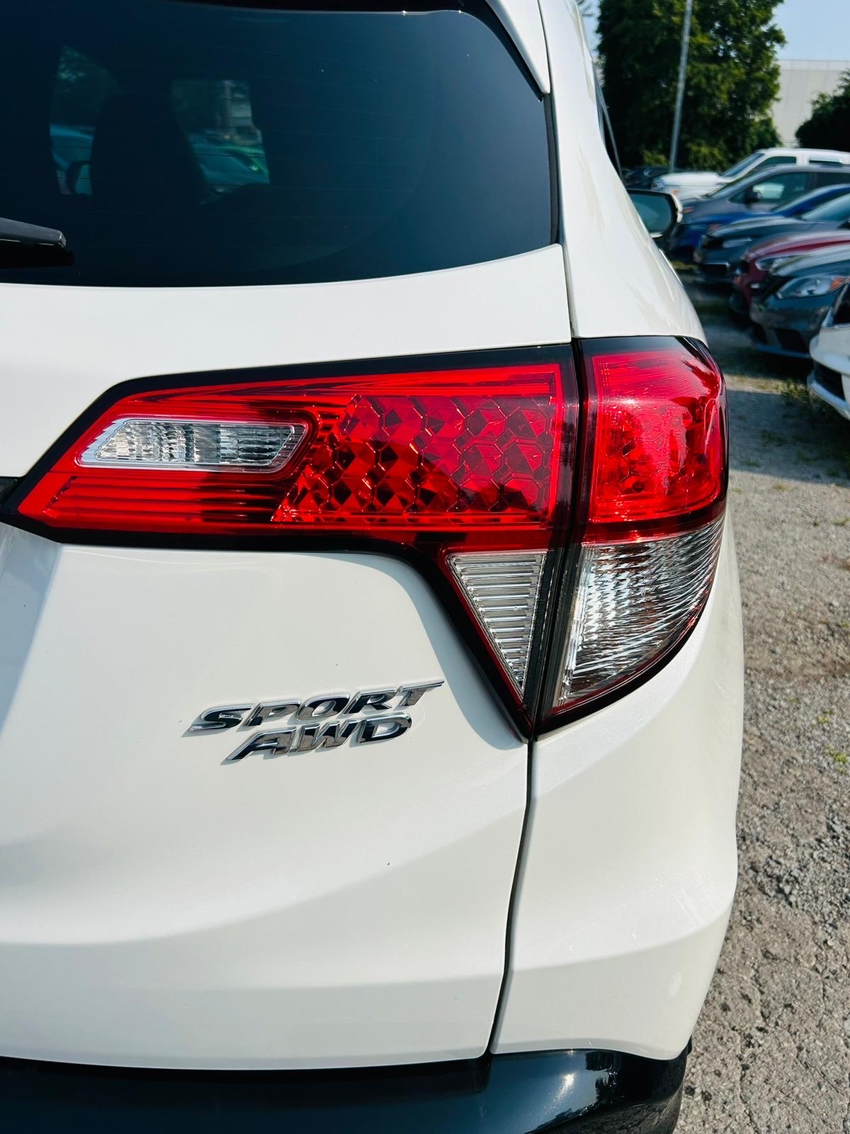 /hakimautosale/2019-Honda-HR-V-004756892559953485.jpg