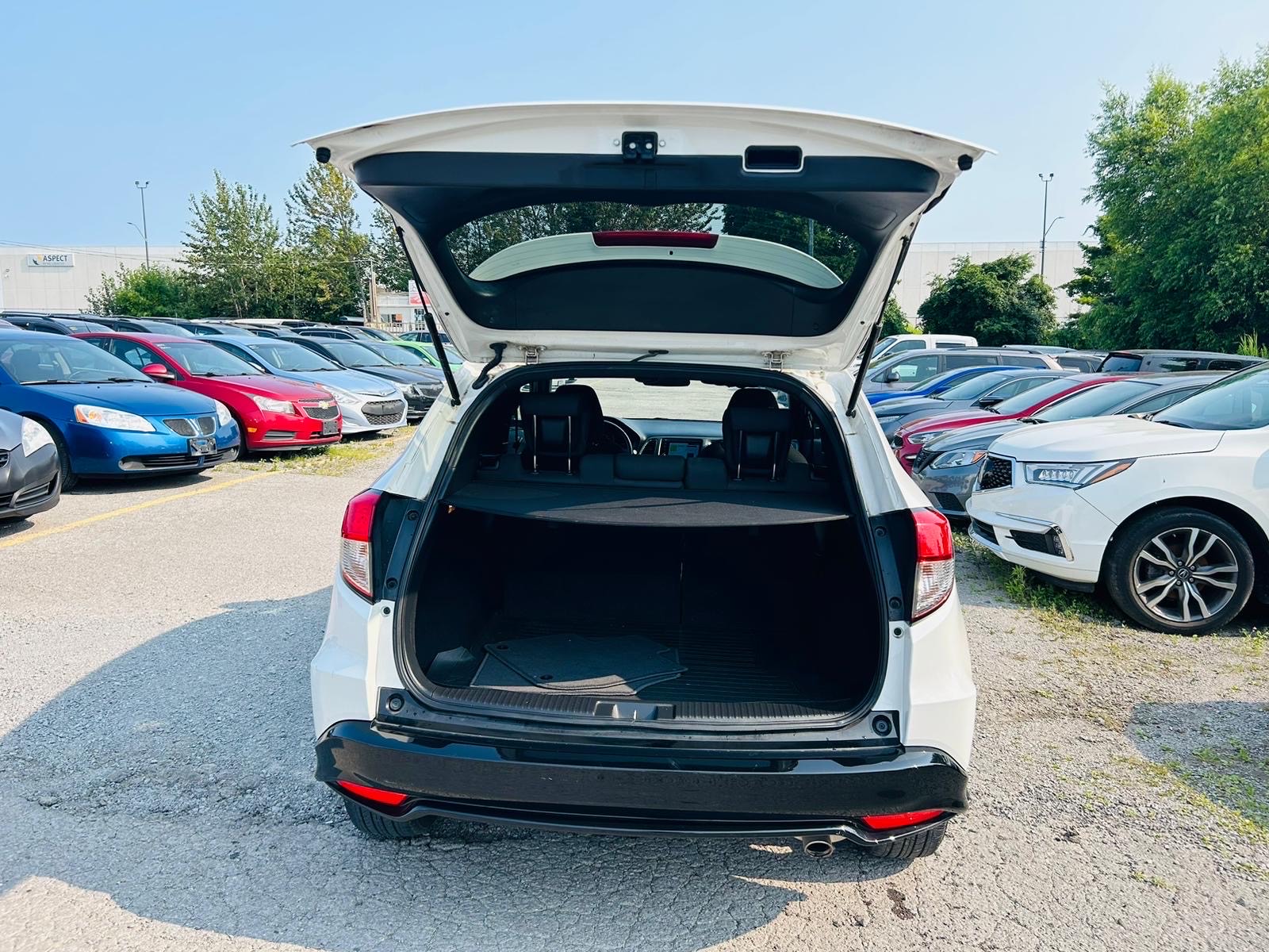 /hakimautosale/2019-Honda-HR-V-362636201550522.jpg