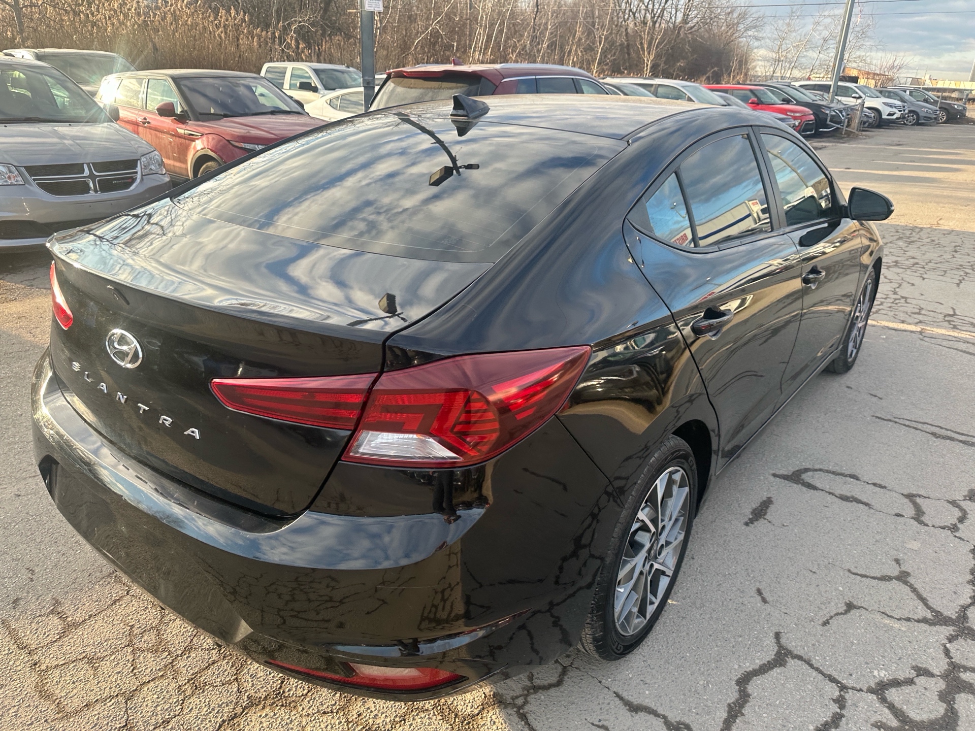 /hakimautosale/2019-Hyundai-Elantra-3943292550425834.jpg