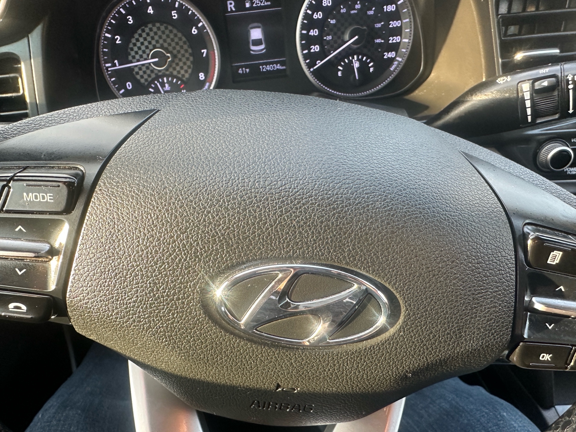 /hakimautosale/2019-Hyundai-Elantra-8234697605061432.jpg