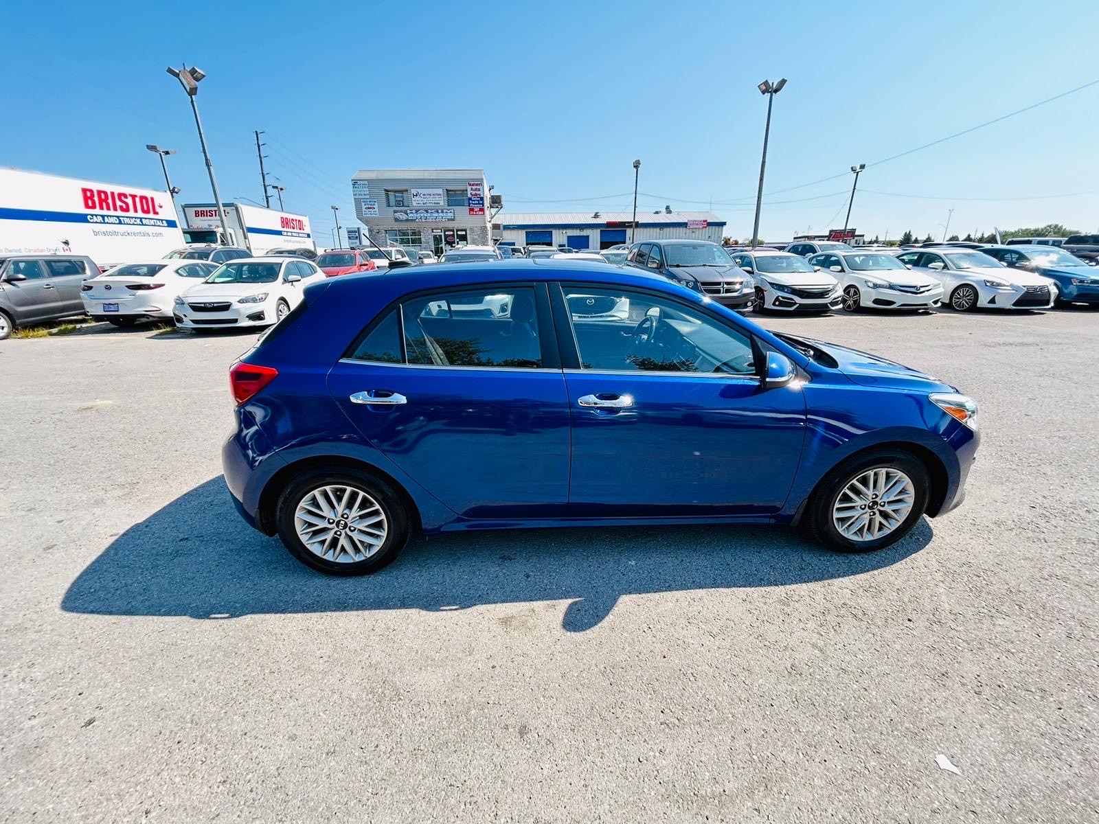 /hakimautosale/2019-Kia-Rio5-door-51818099238556.jpg