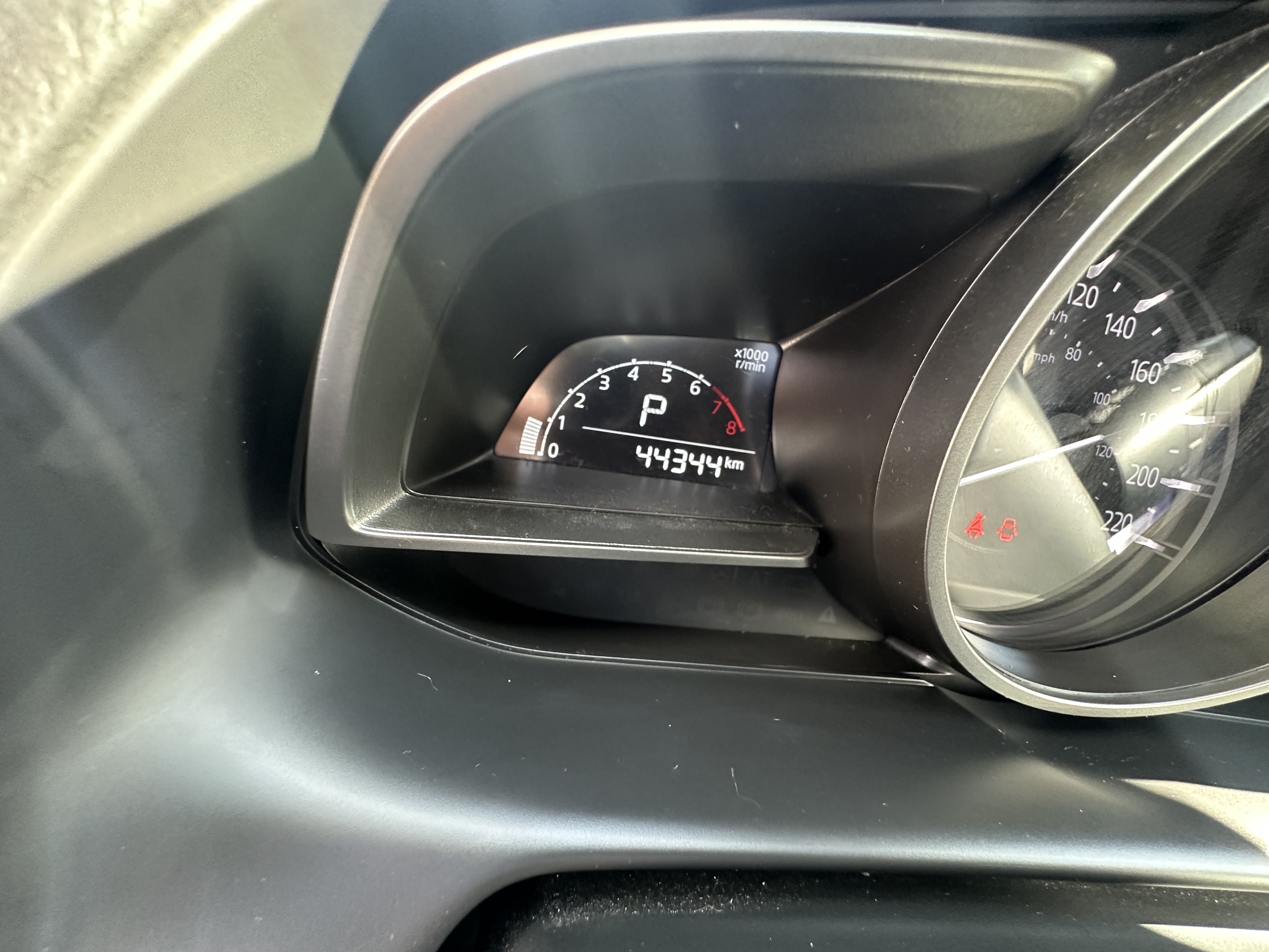 /hakimautosale/2019-Mazda-CX-3-5678754512970201.jpg
