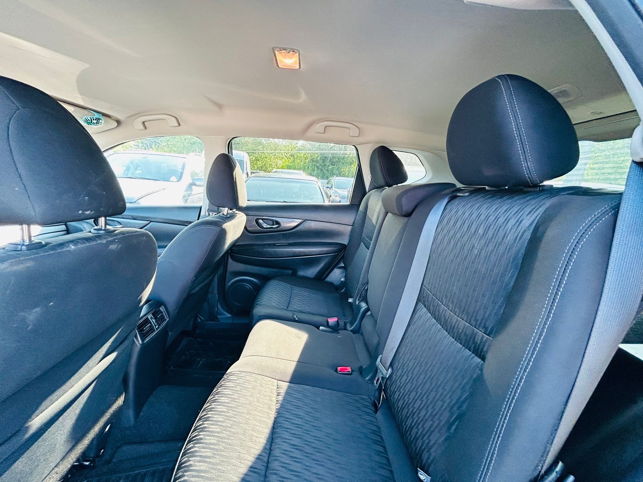 /hakimautosale/2019-Nissan-Rogue-12052652803795993.jpg