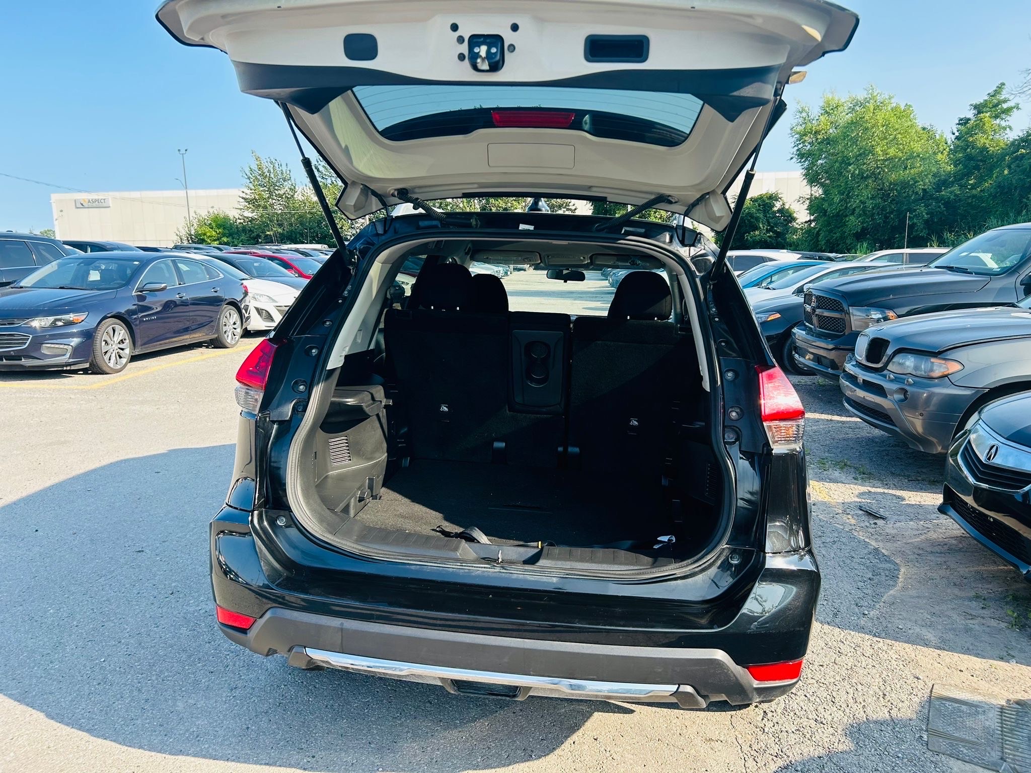 /hakimautosale/2019-Nissan-Rogue-5607849513291867.jpg