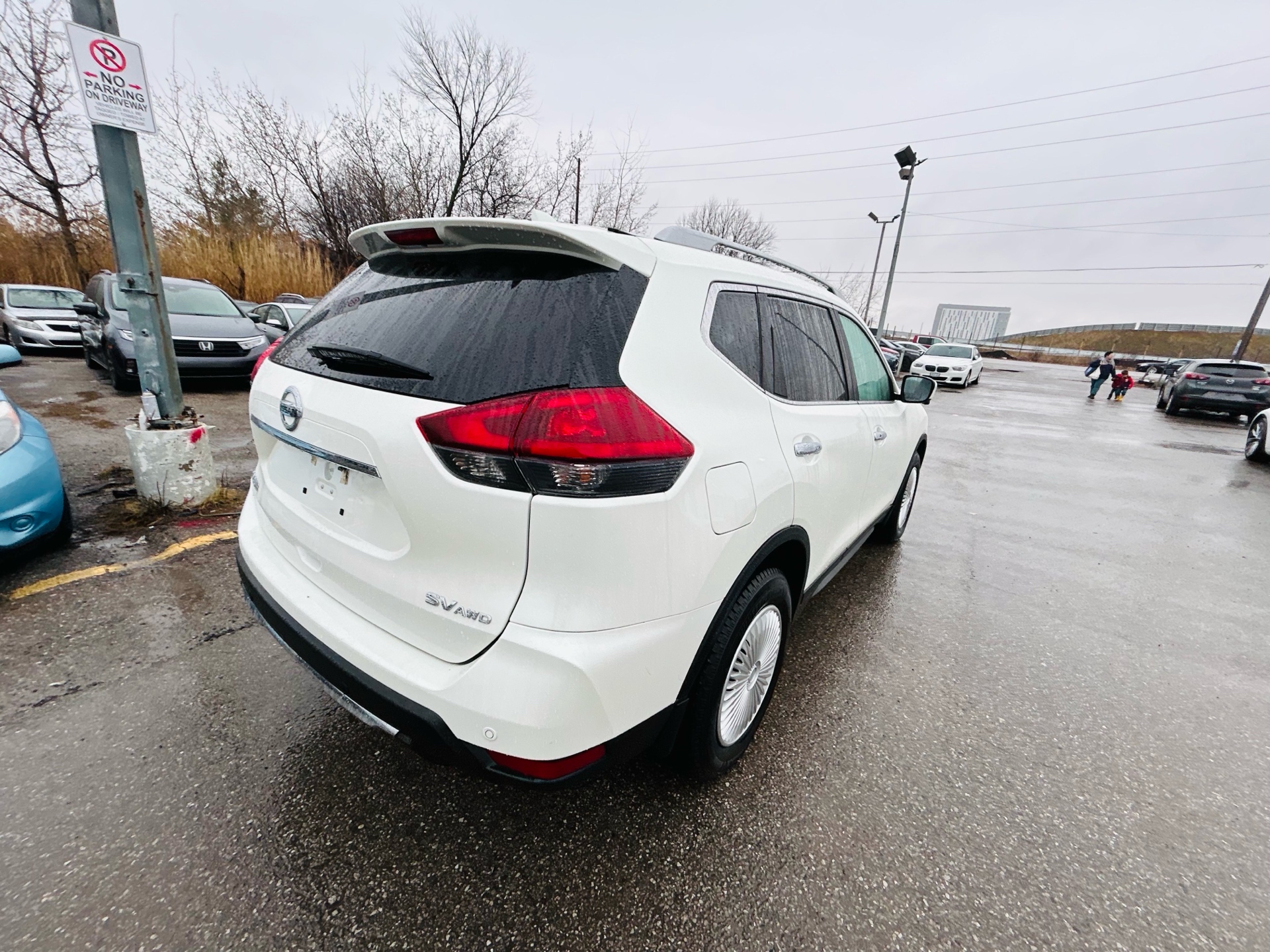 /hakimautosale/2019-Nissan-Rogue-640870136654196.jpg
