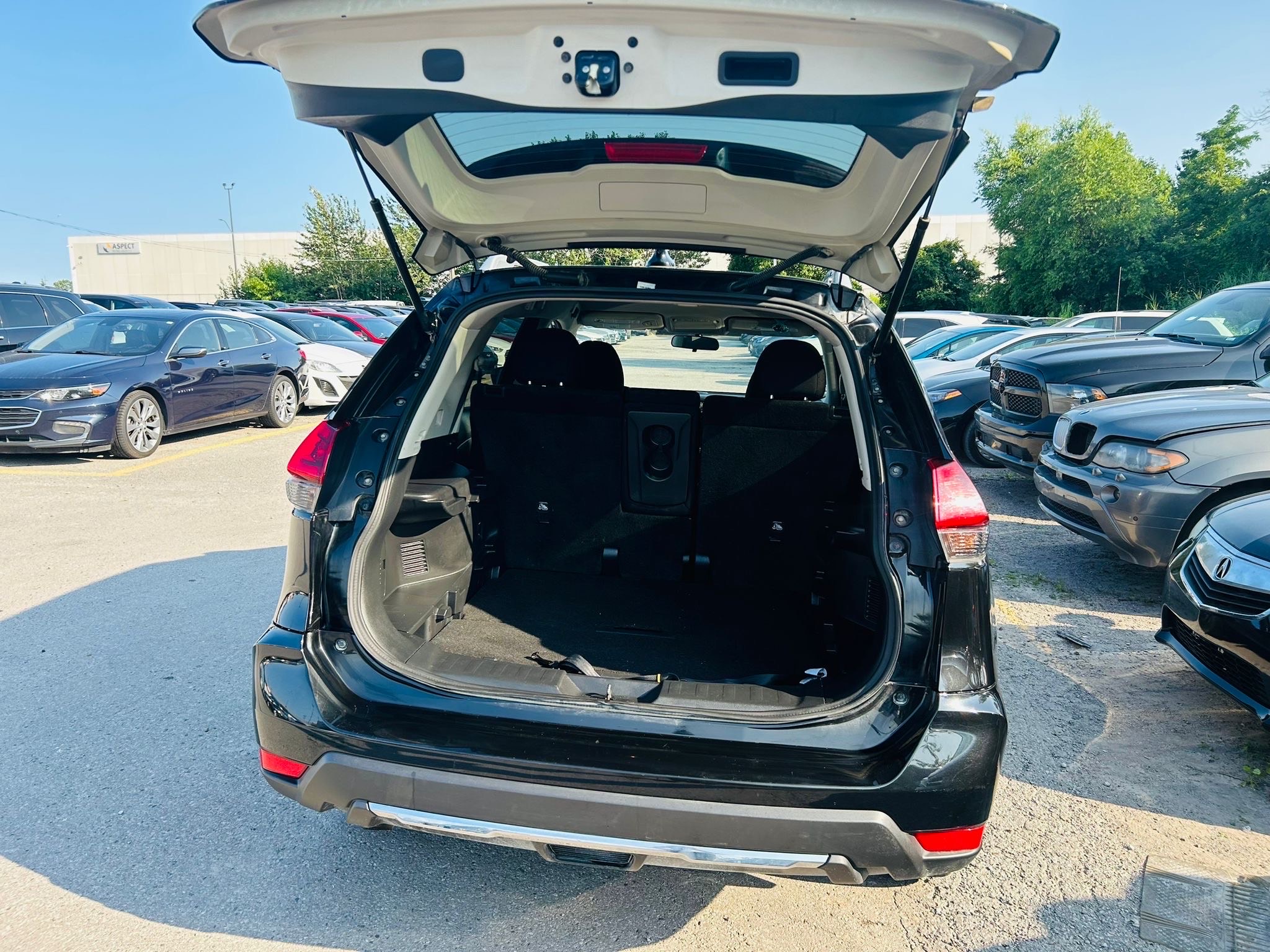 /hakimautosale/2019-Nissan-Rogue-6517553267736476.jpg