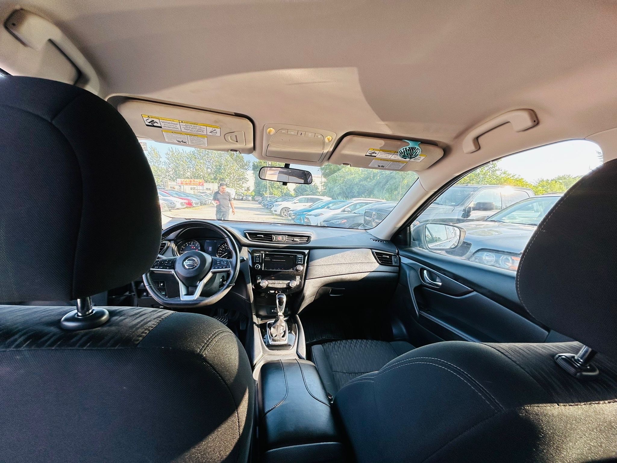 /hakimautosale/2019-Nissan-Rogue-661369857642196.jpg