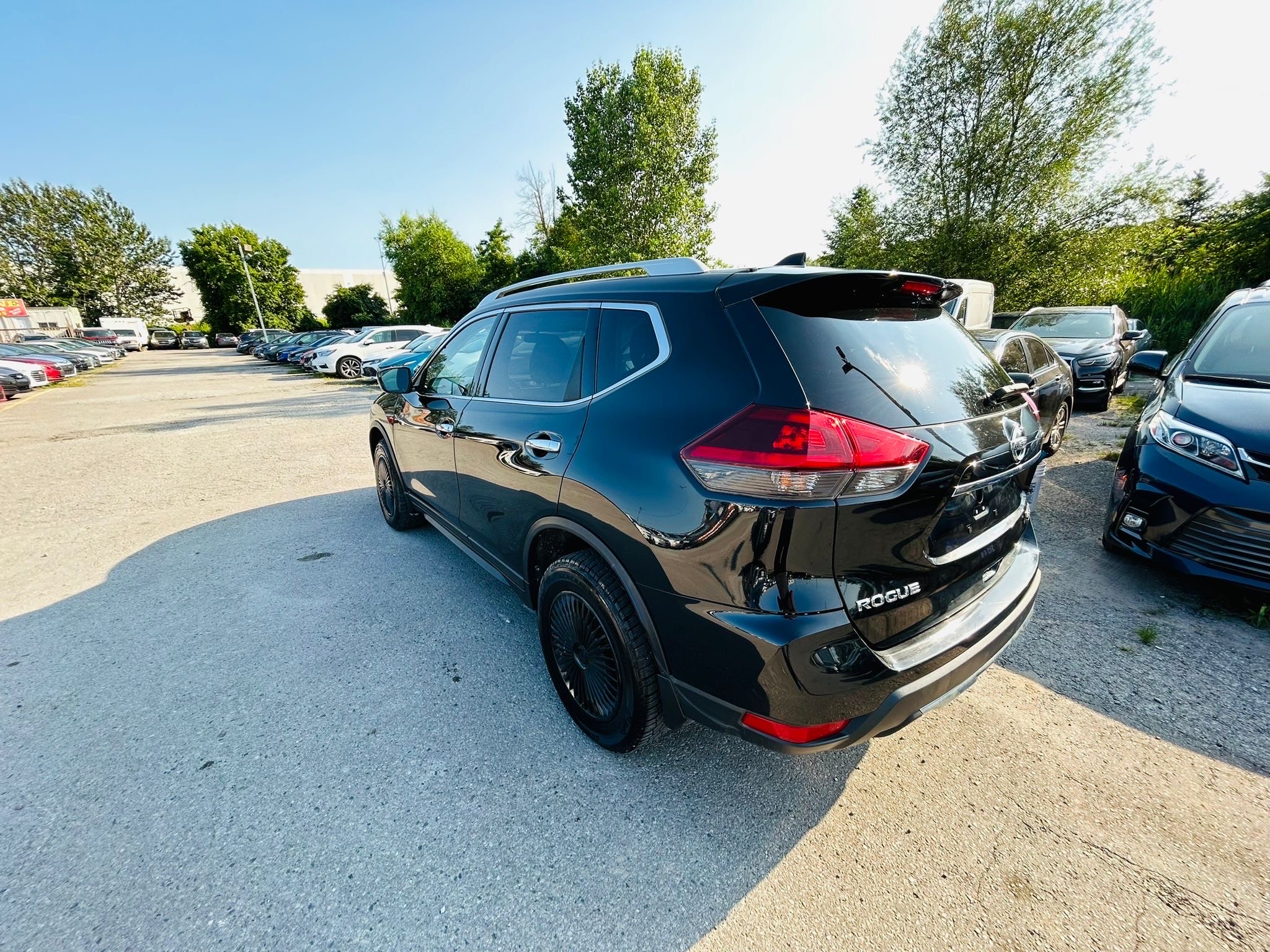 /hakimautosale/2019-Nissan-Rogue-7594142690939056.jpg
