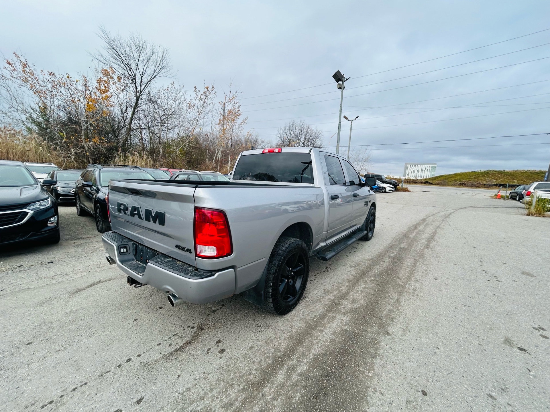 /hakimautosale/2019-Ram-1500Classic-010559160547387814.jpg