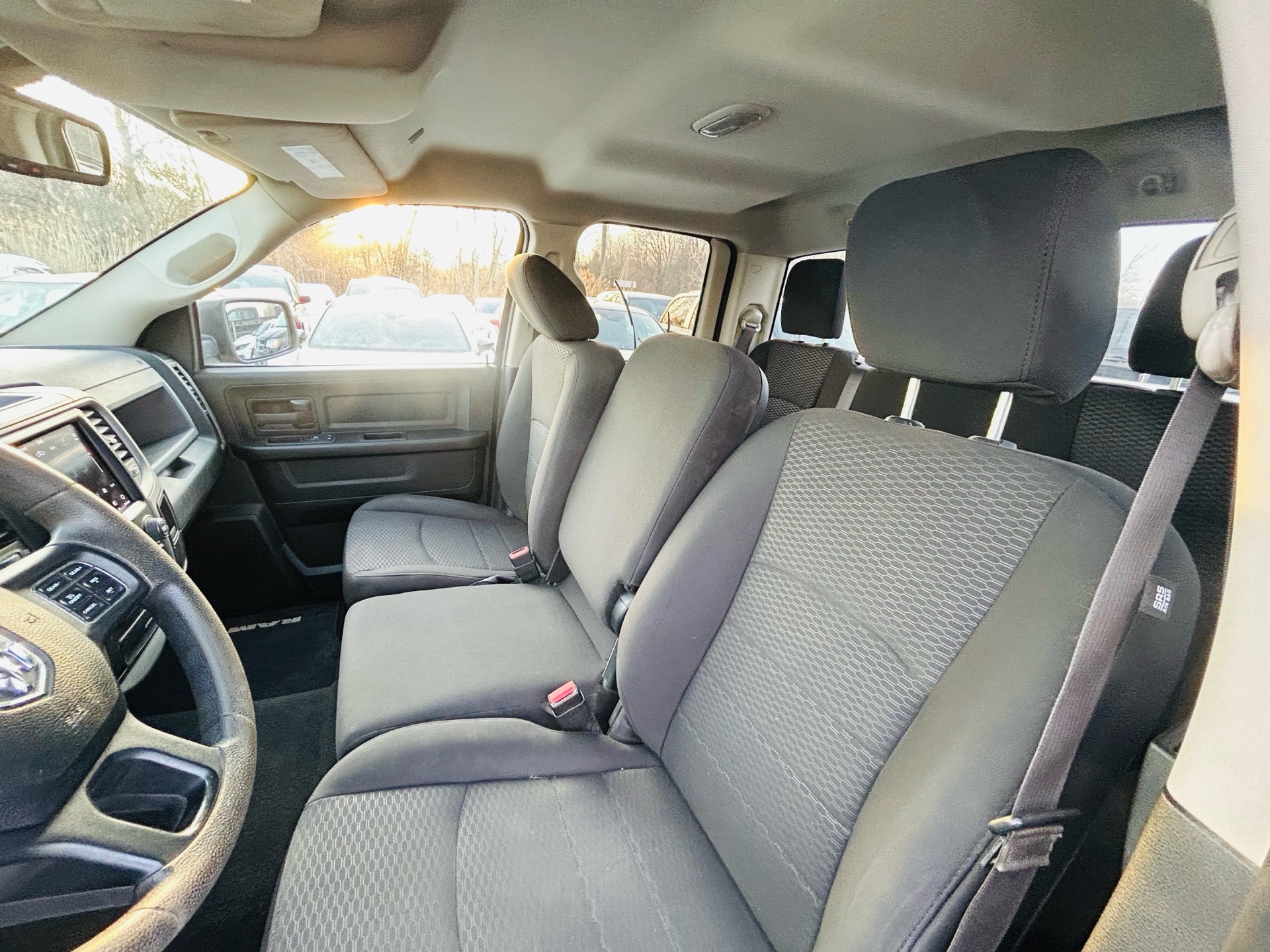 /hakimautosale/2019-Ram-1500Classic-14879213395901703.jpg