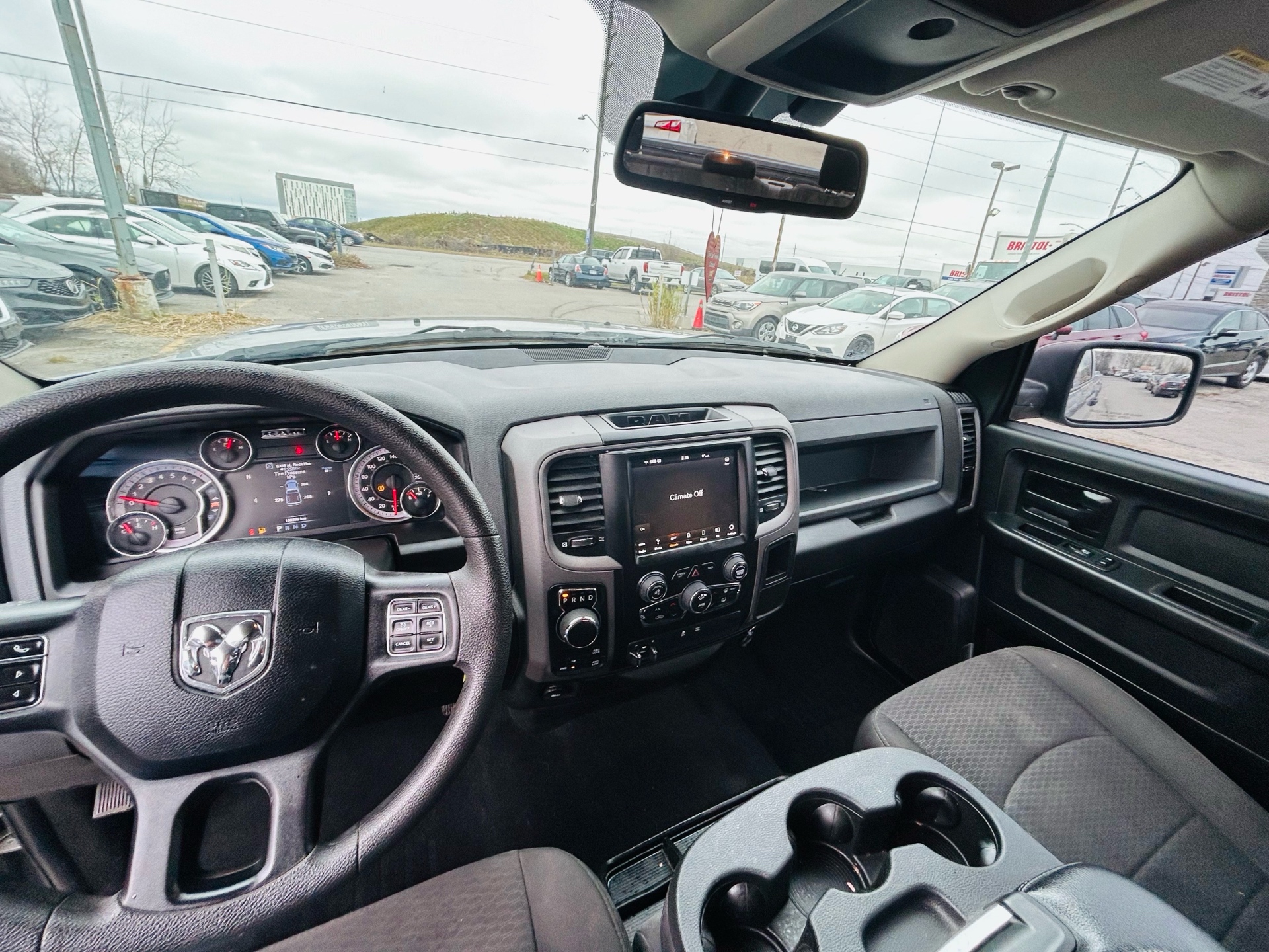/hakimautosale/2019-Ram-1500Classic-3443456022607003.jpg