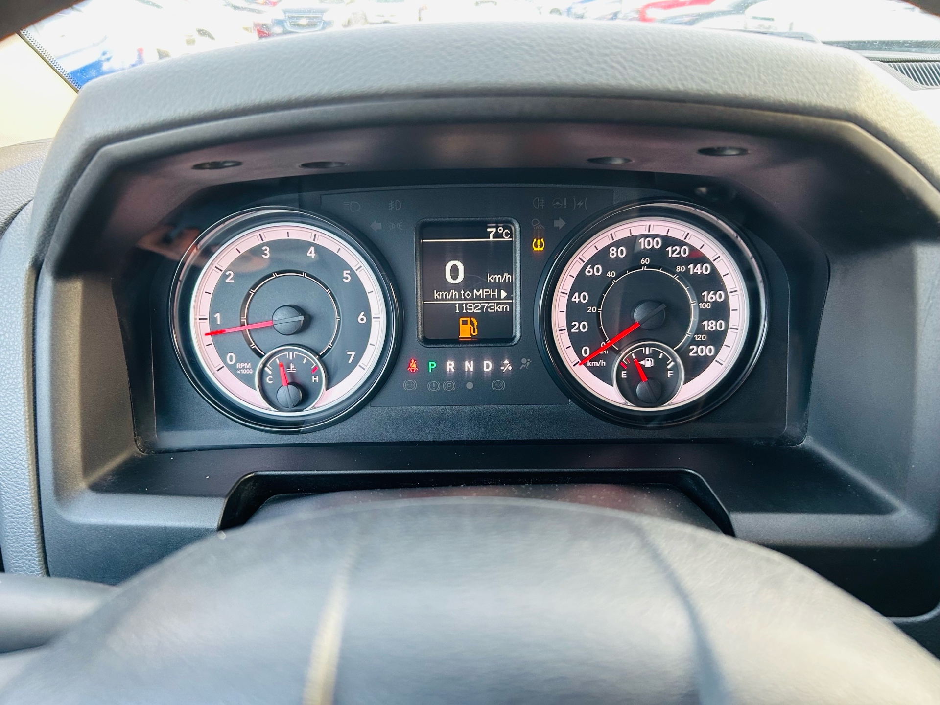 /hakimautosale/2019-Ram-1500Classic-391523935412206.jpg