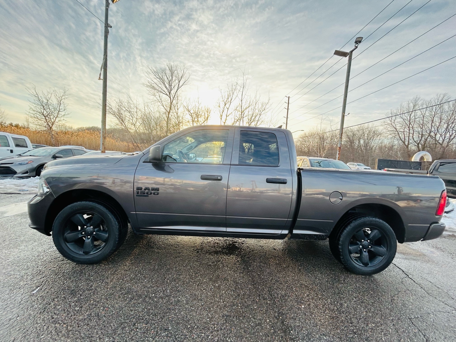 /hakimautosale/2019-Ram-1500Classic-8319100814831868.jpg