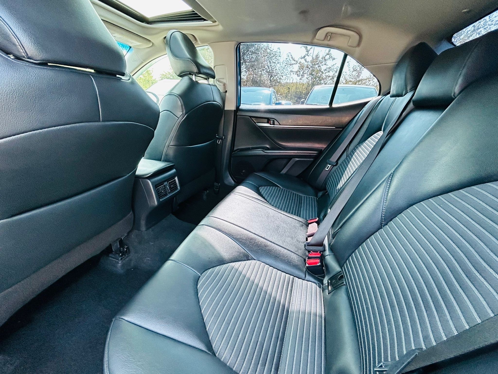 /hakimautosale/2019-Toyota-Camry-238637218972934.jpg