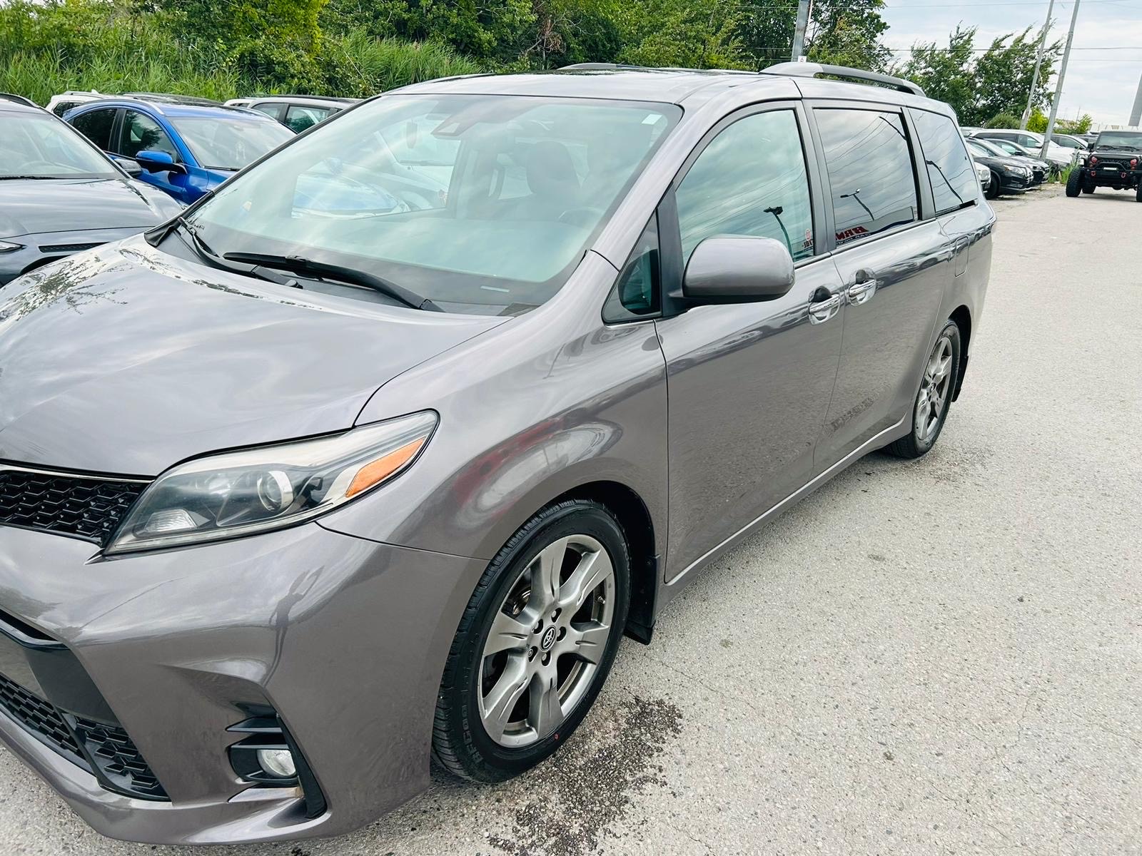 /hakimautosale/2019-Toyota-Sienna-20311600361606597.jpg