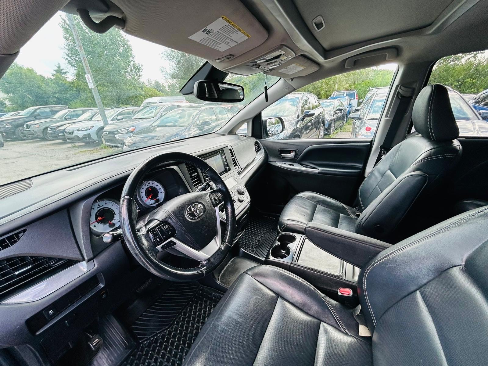/hakimautosale/2019-Toyota-Sienna-7676408836763249.jpg
