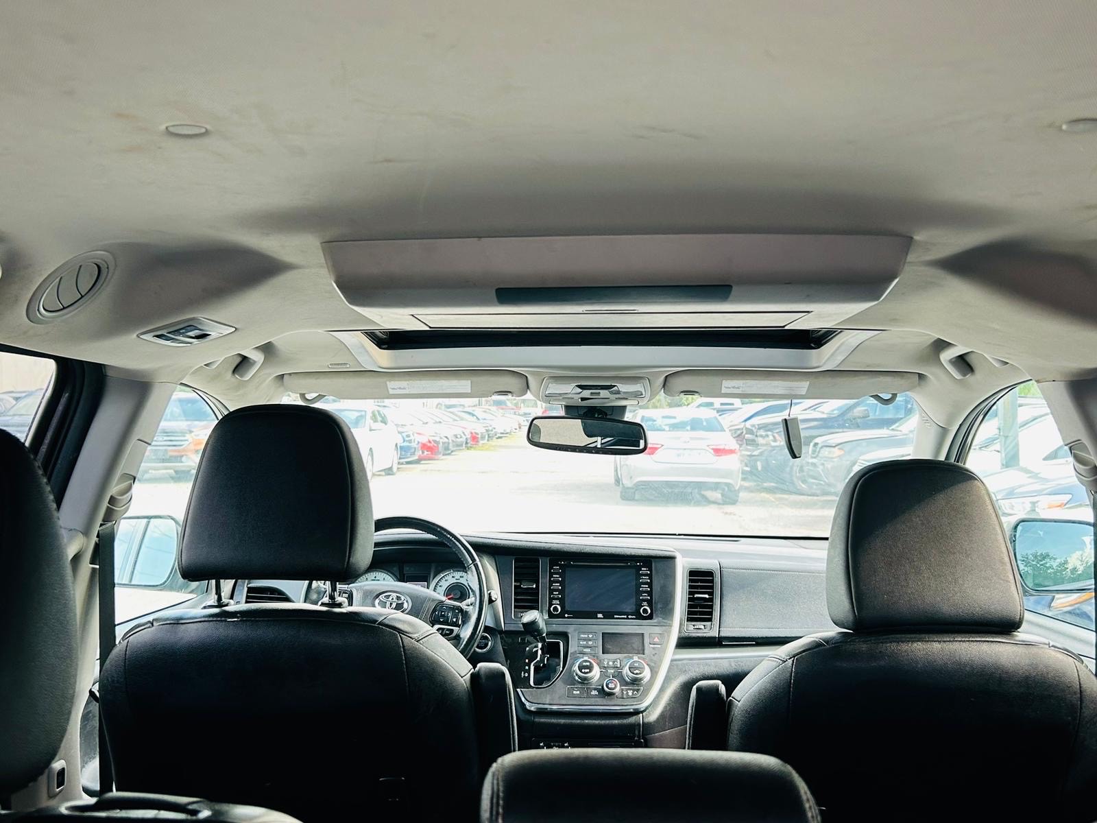 /hakimautosale/2019-Toyota-Sienna-7882418441135228.jpg