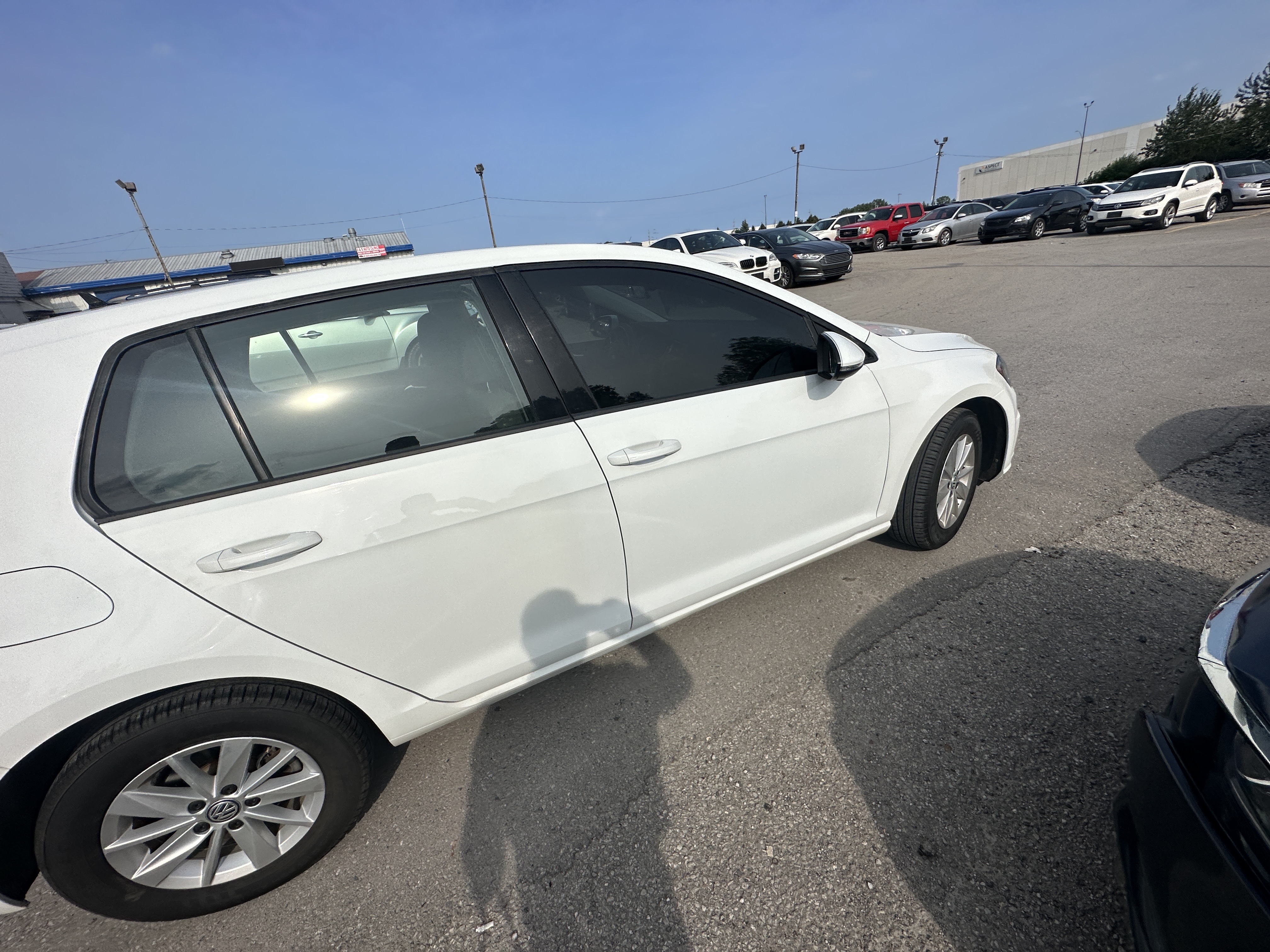 /hakimautosale/2019-Volkswagen-Golf-22023823659693154.jpg