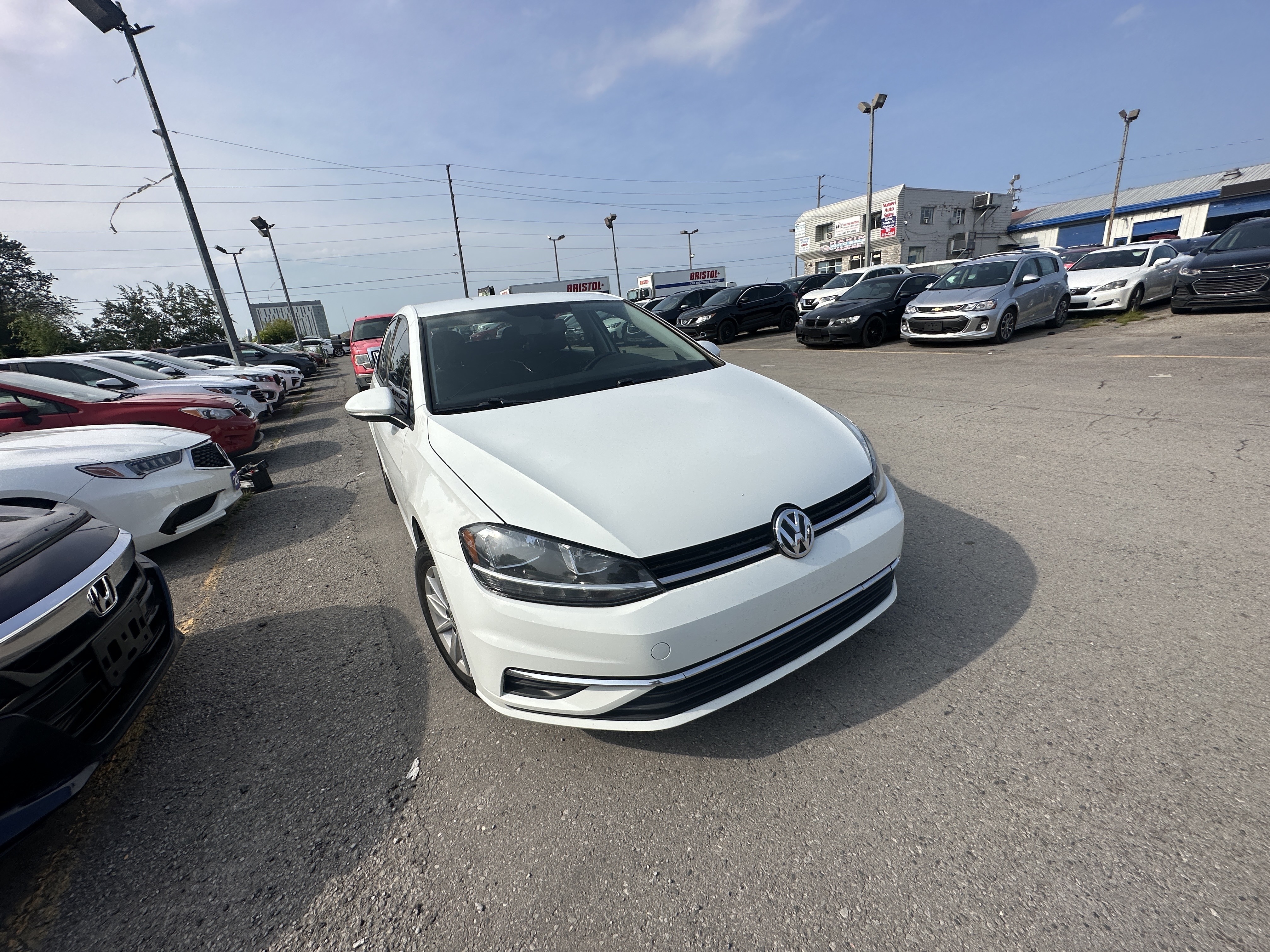 /hakimautosale/2019-Volkswagen-Golf-43955682765599513.jpg