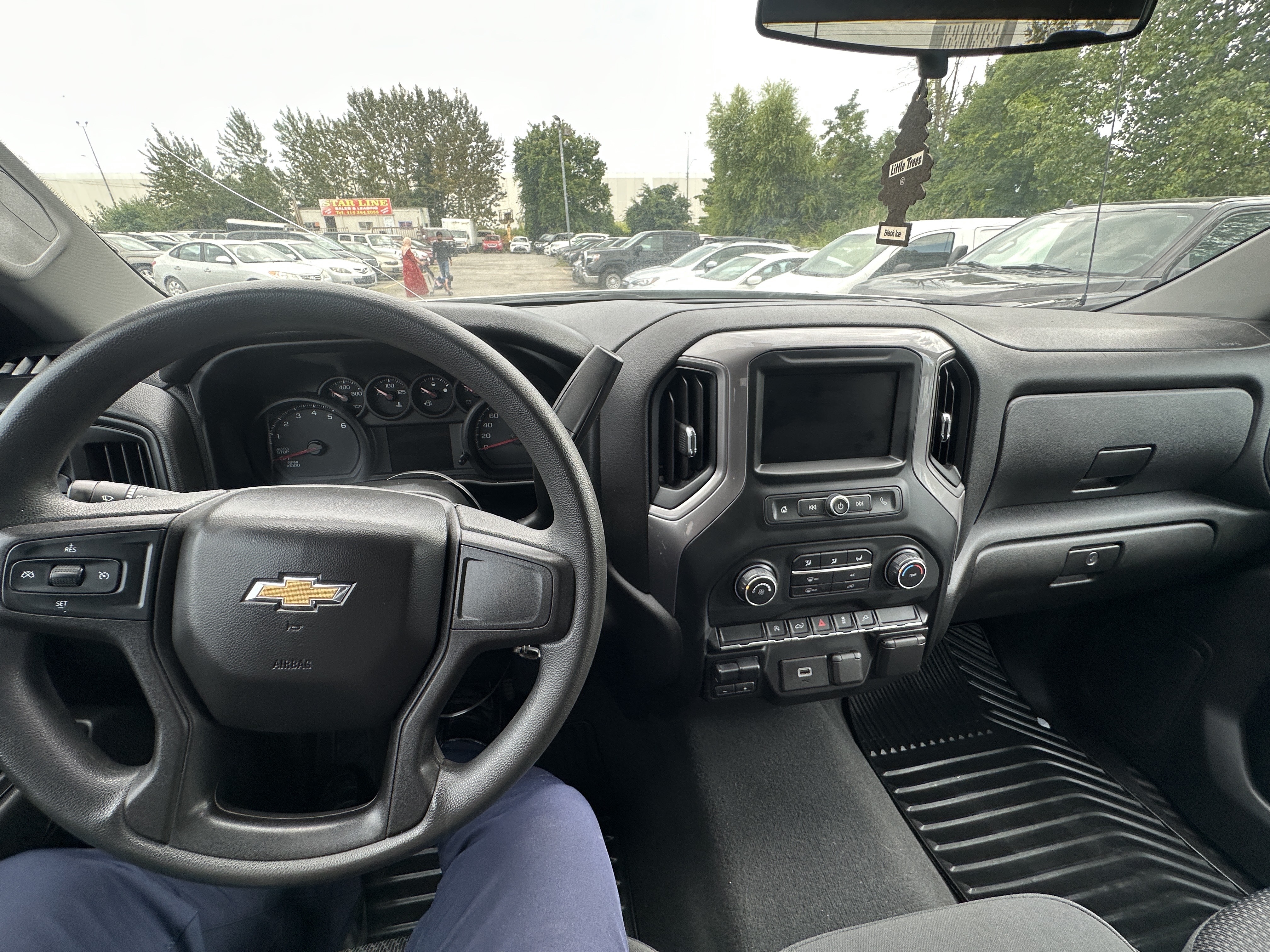 /hakimautosale/2020-Chevrolet-Silverado1500-7616440623873002.jpg