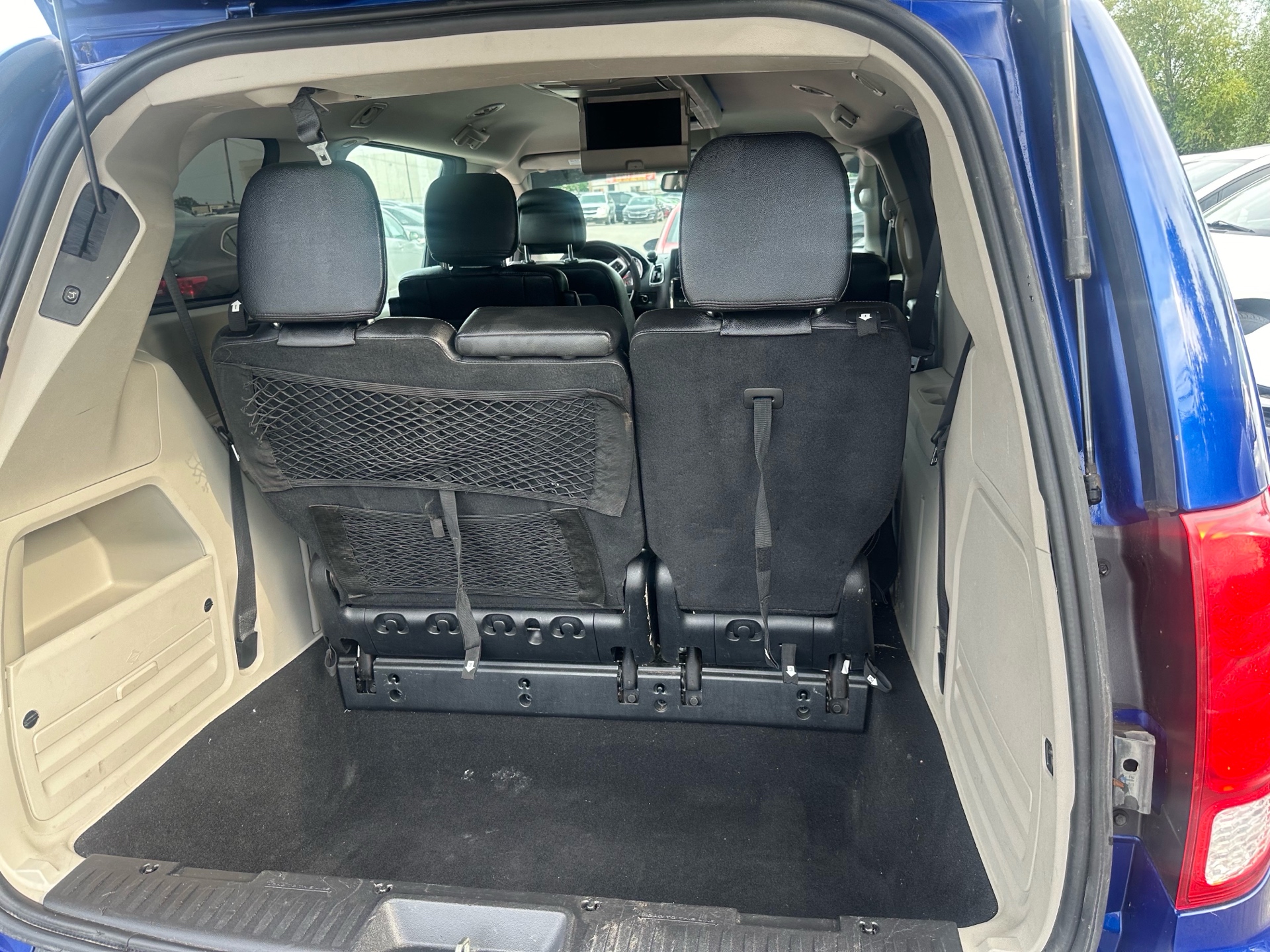 /hakimautosale/2020-Dodge-GrandCaravan-008685646378738587.jpg