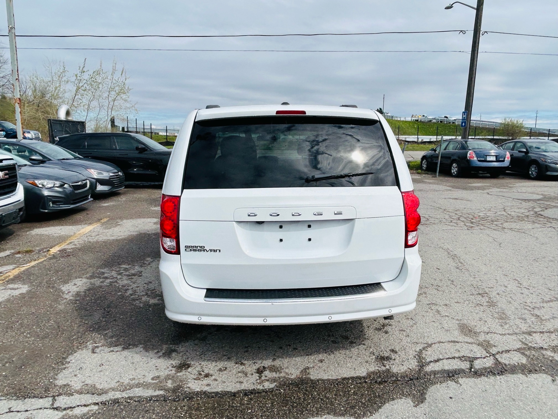 /hakimautosale/2020-Dodge-GrandCaravan-16934478801043906.jpg