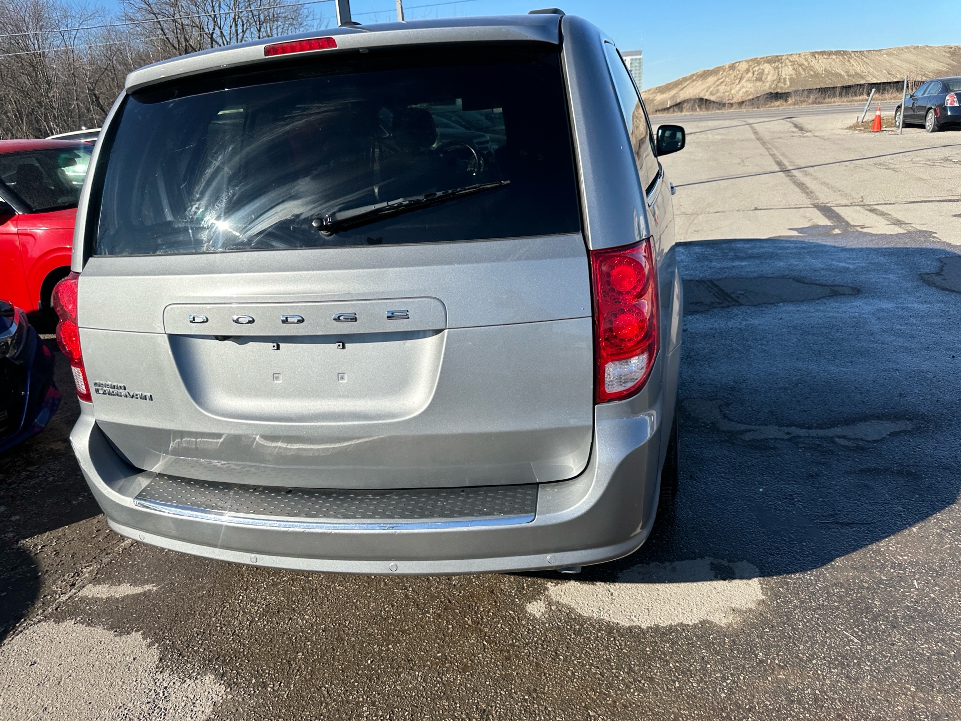 /hakimautosale/2020-Dodge-GrandCaravan-33118013928272383.jpg