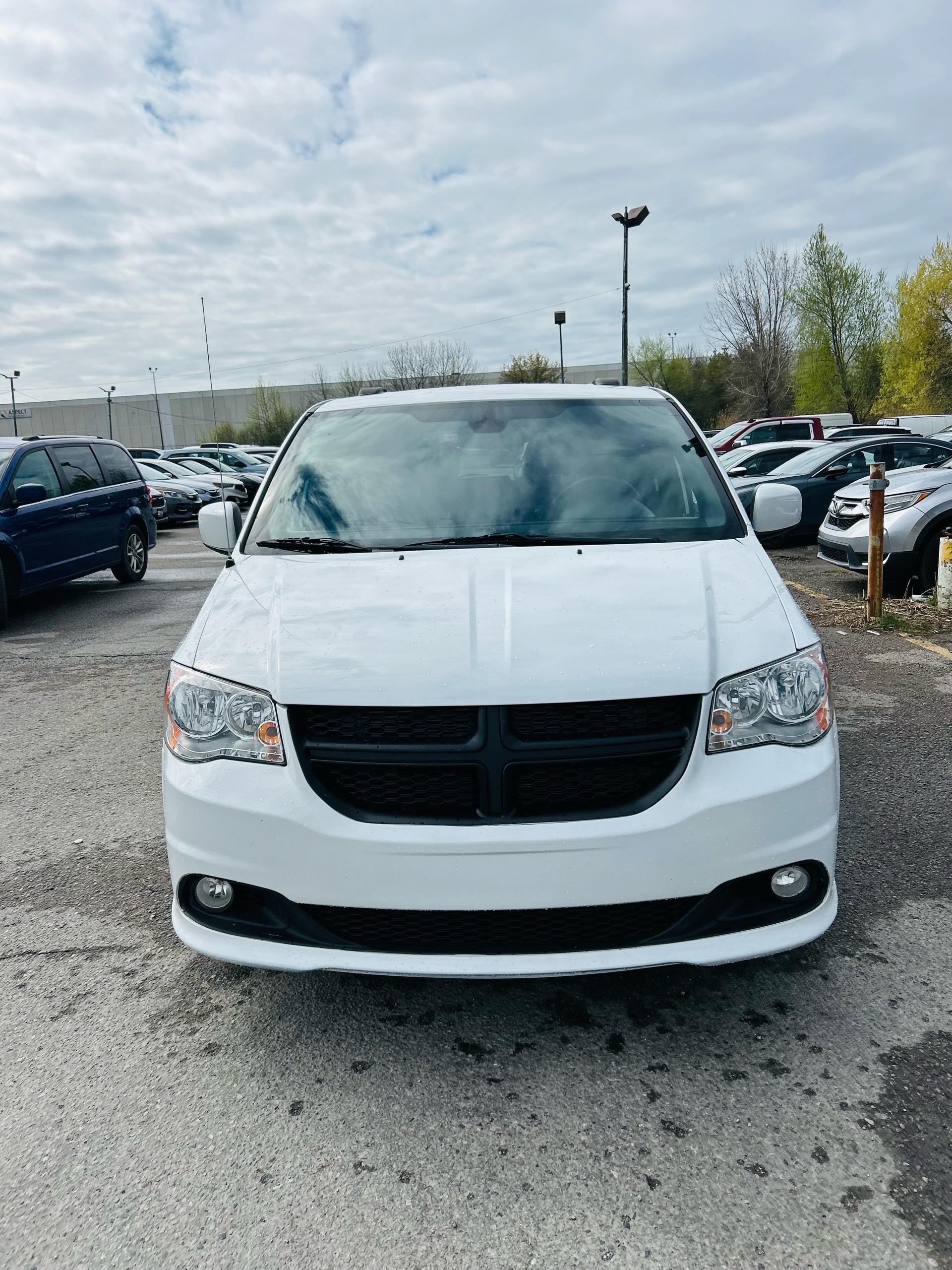 /hakimautosale/2020-Dodge-GrandCaravan-5282643433944965.jpg