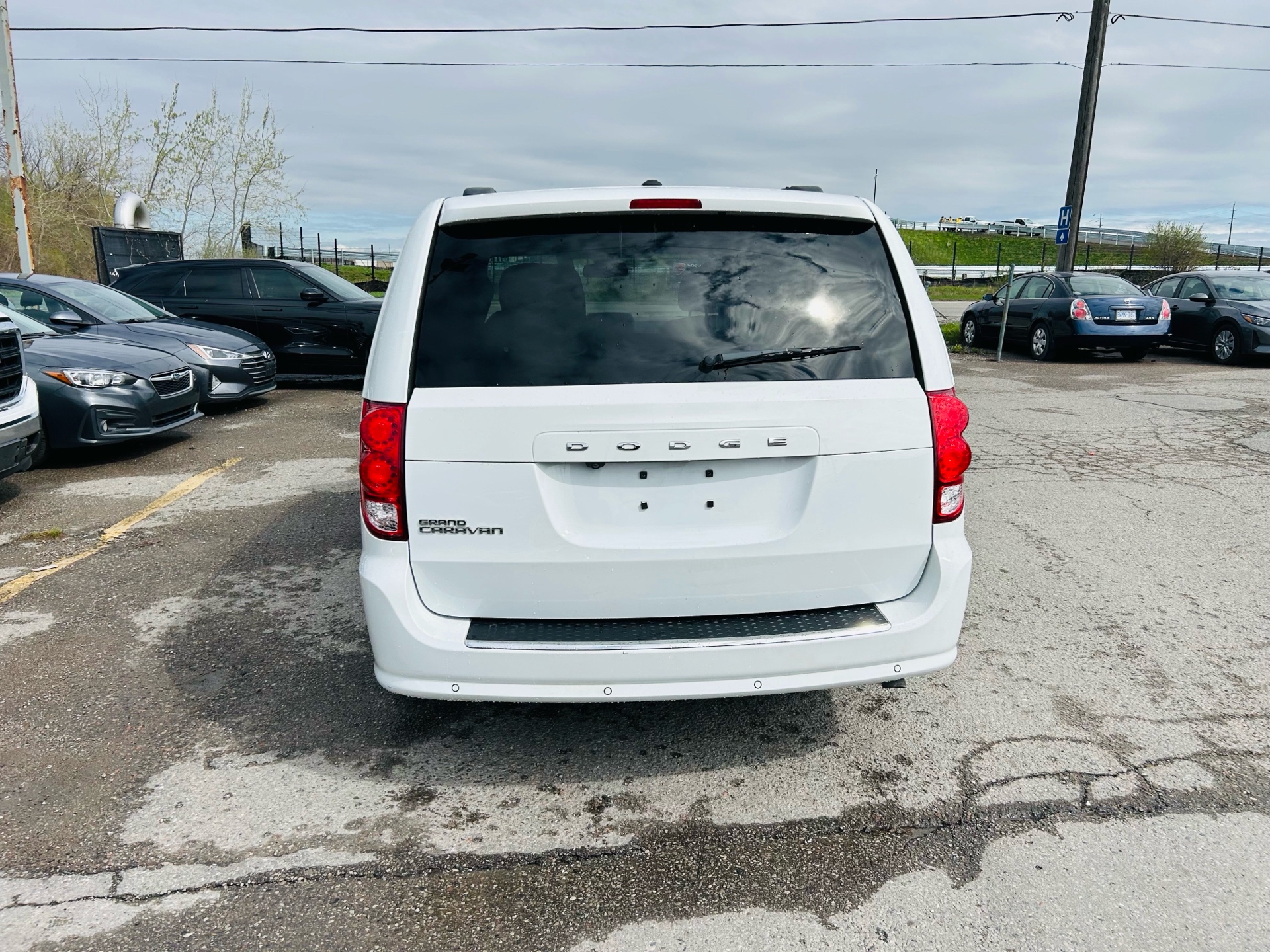 /hakimautosale/2020-Dodge-GrandCaravan-6462716531895452.jpg