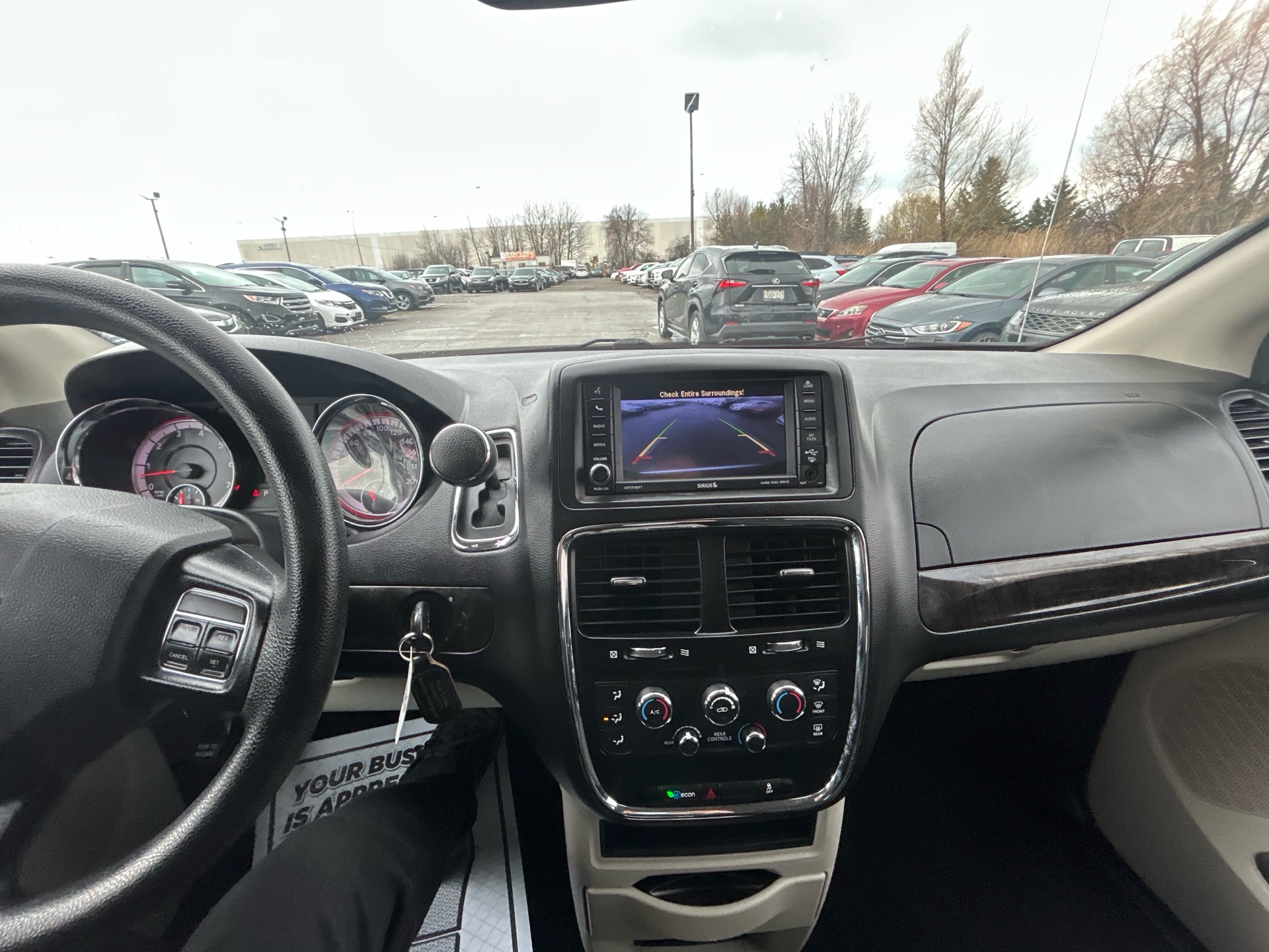 /hakimautosale/2020-Dodge-GrandCaravan-7059356936210155.jpg