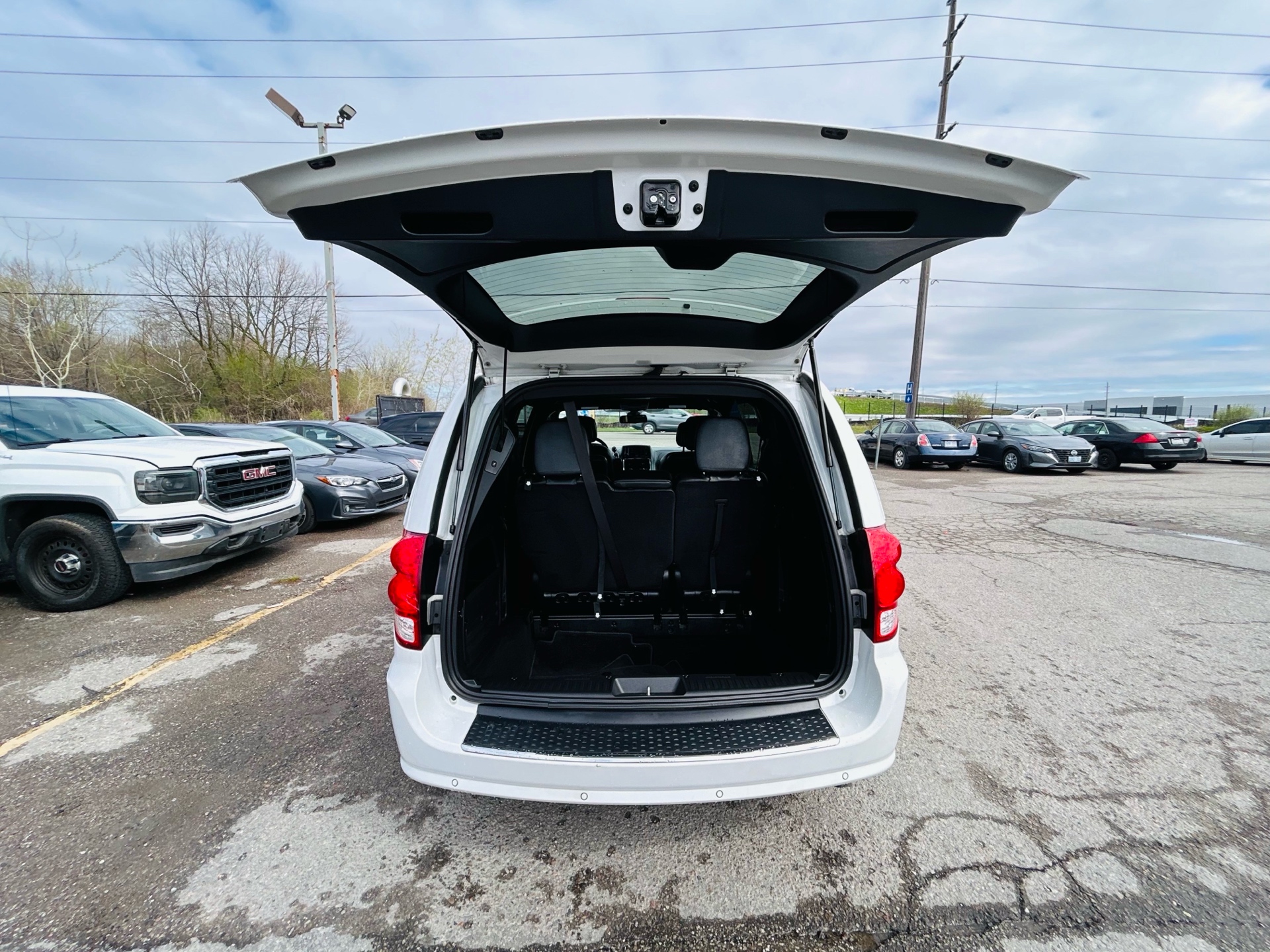 /hakimautosale/2020-Dodge-GrandCaravan-8516977846200142.jpg