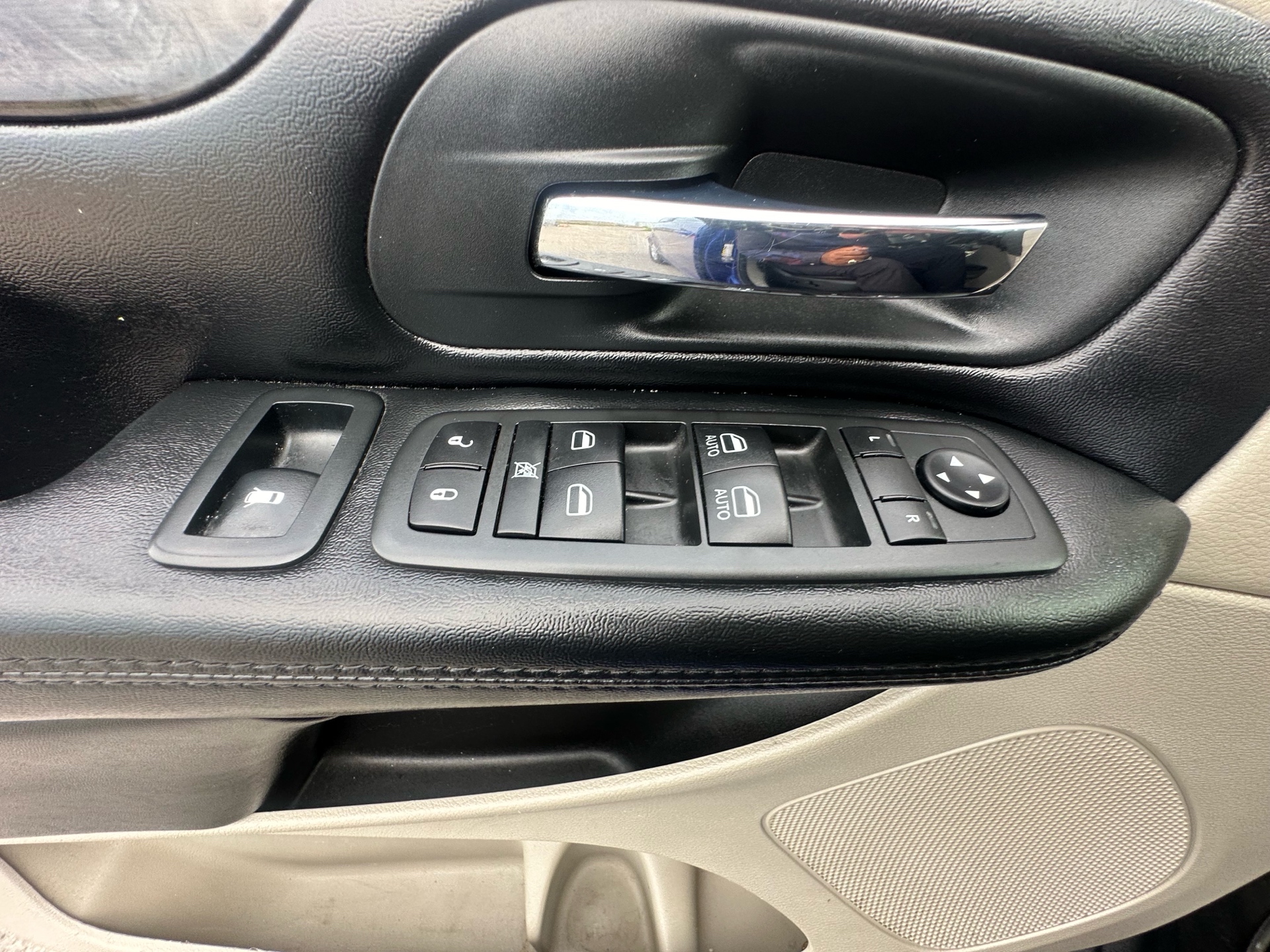/hakimautosale/2020-Dodge-GrandCaravan-9007664522374041.jpg