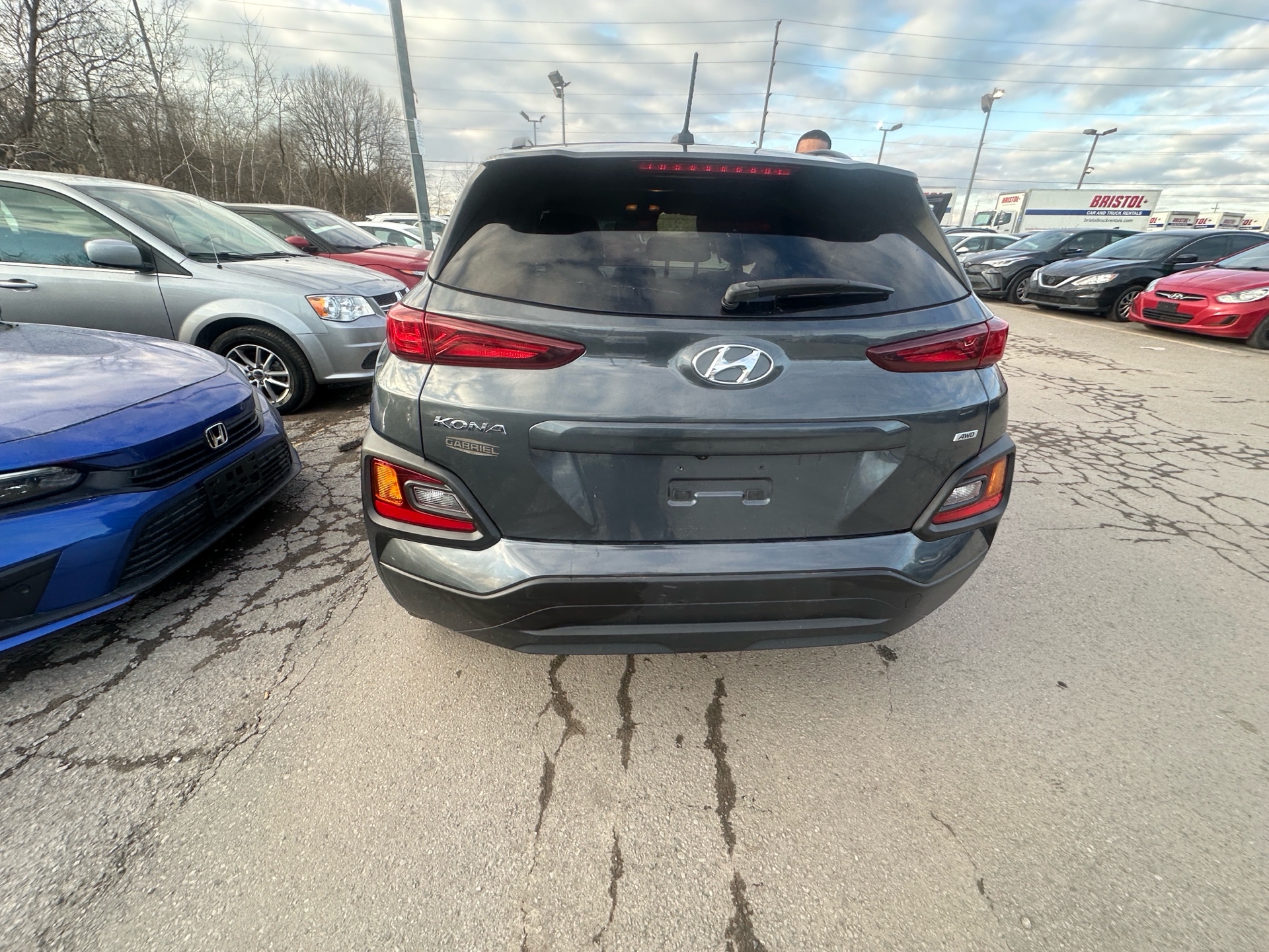 /hakimautosale/2020-Hyundai-Kona-11239733828124576.jpg