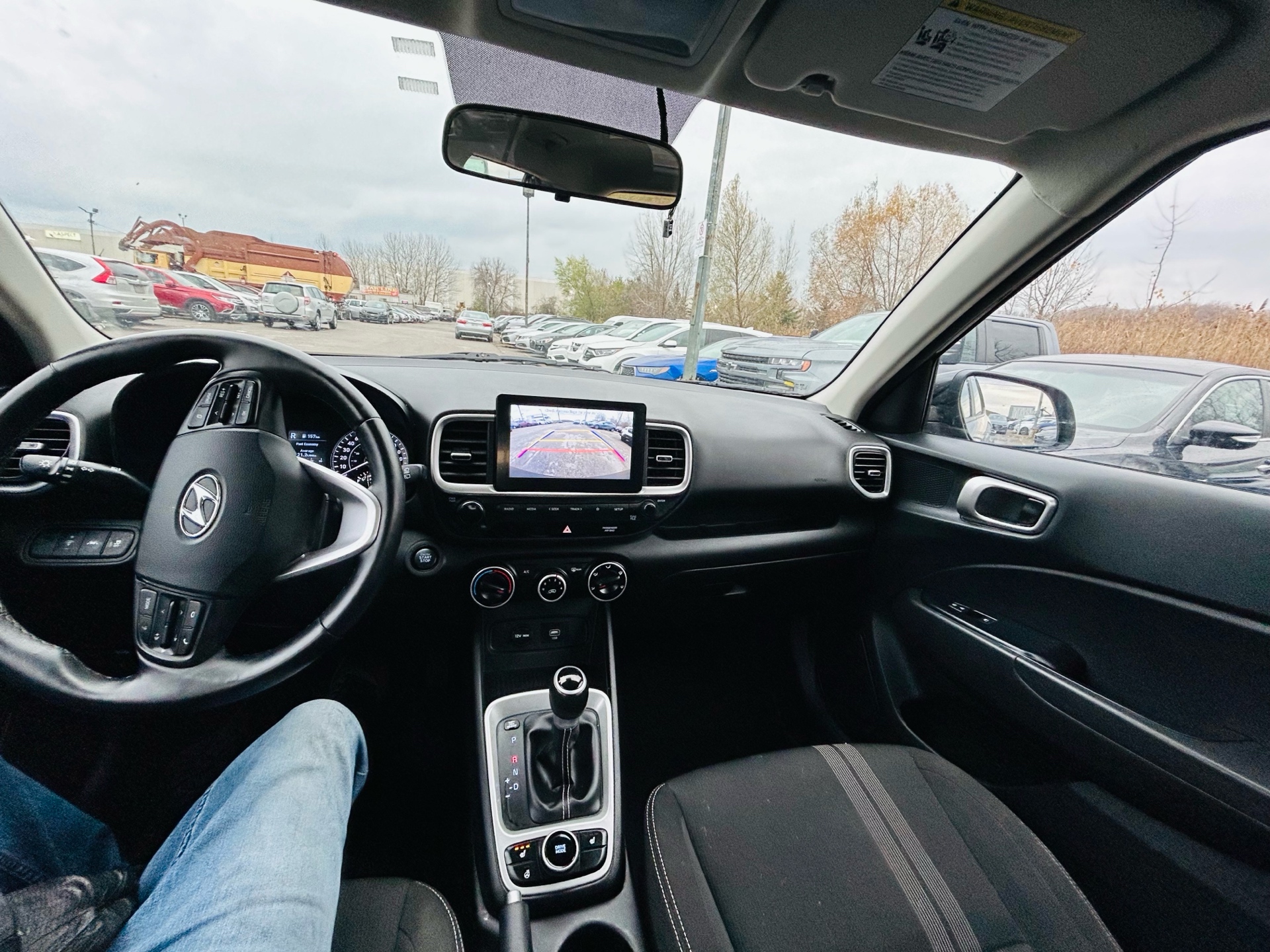 /hakimautosale/2020-Hyundai-Venue-5865698282823721.jpg