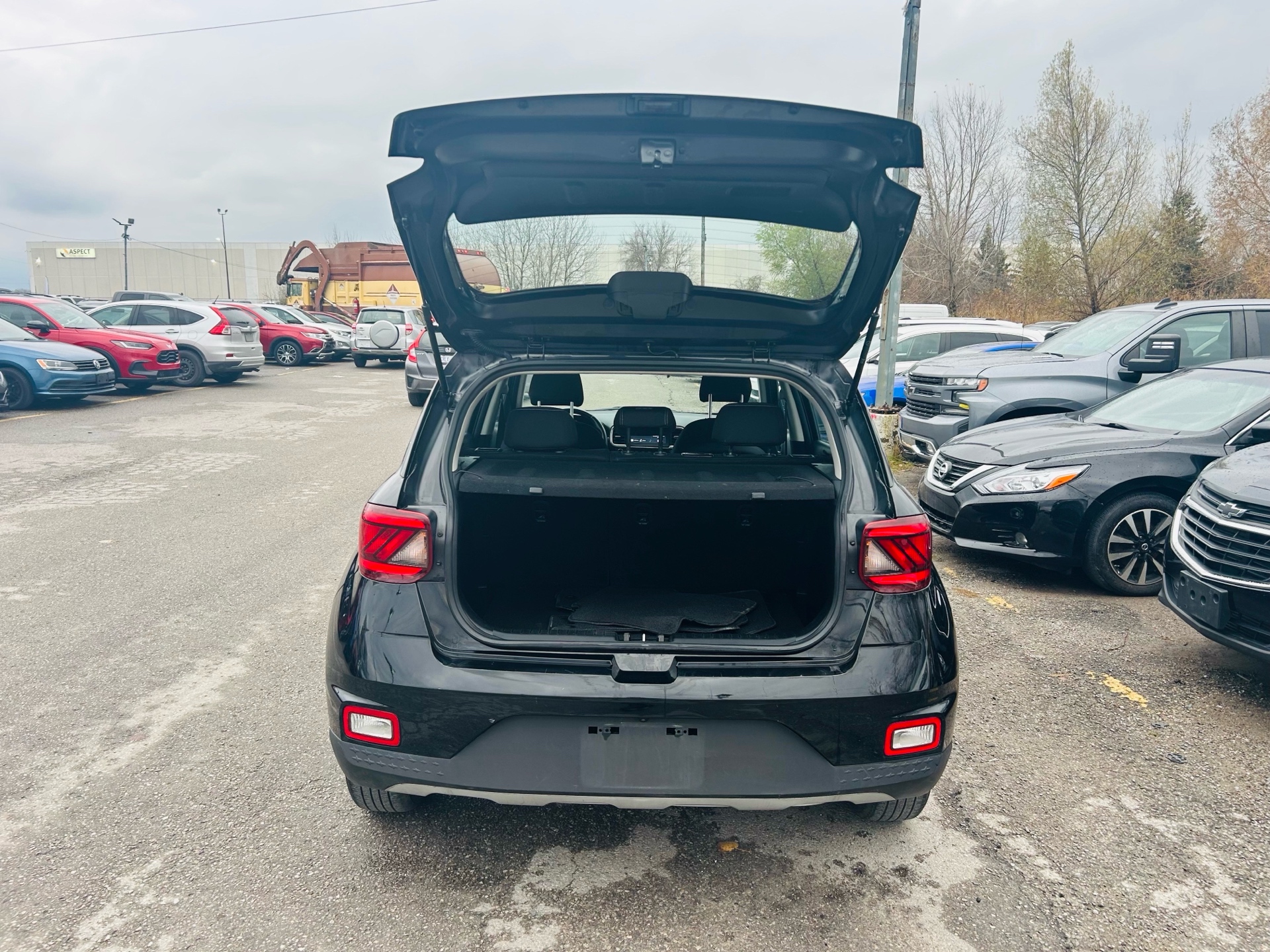 /hakimautosale/2020-Hyundai-Venue-7782857940784194.jpg
