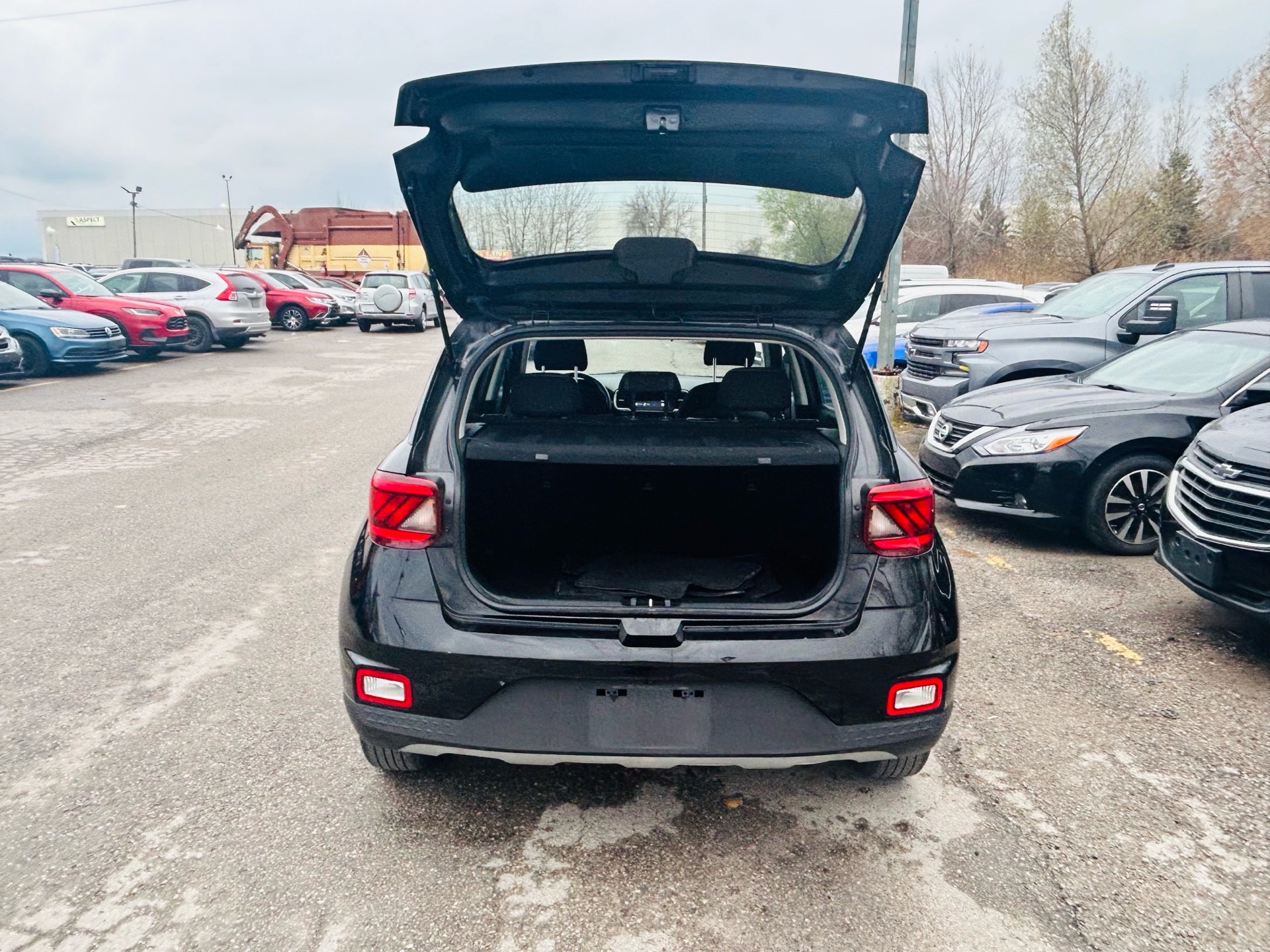 /hakimautosale/2020-Hyundai-Venue-90538762749715.jpg