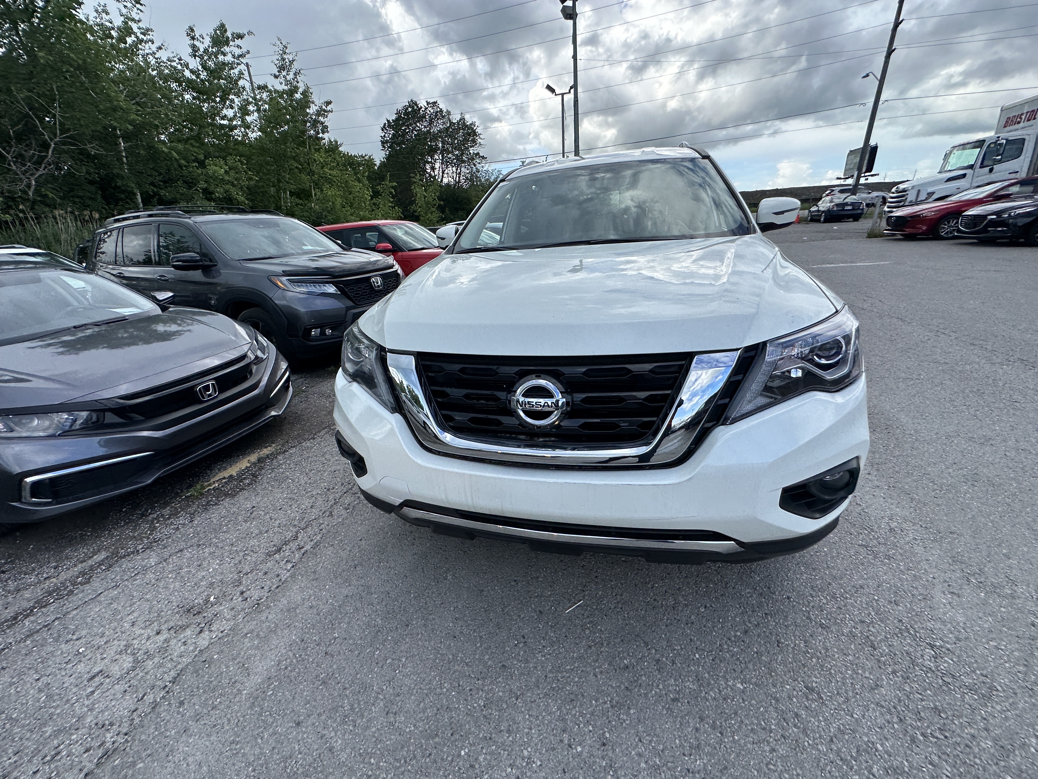/hakimautosale/2020-Nissan-Pathfinder-30648808598868293.jpg