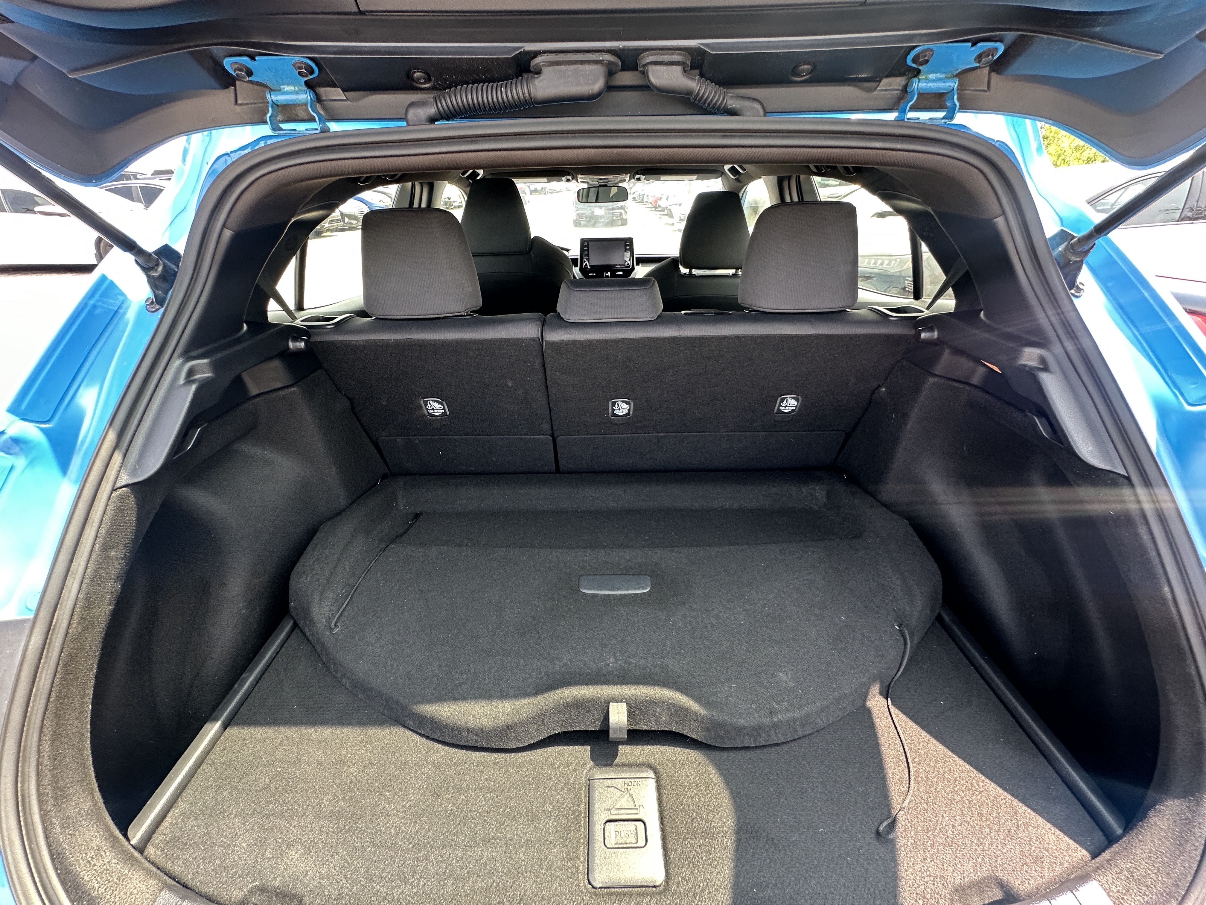 /hakimautosale/2020-Toyota-CorollaHatchback-3862133528473244.jpg